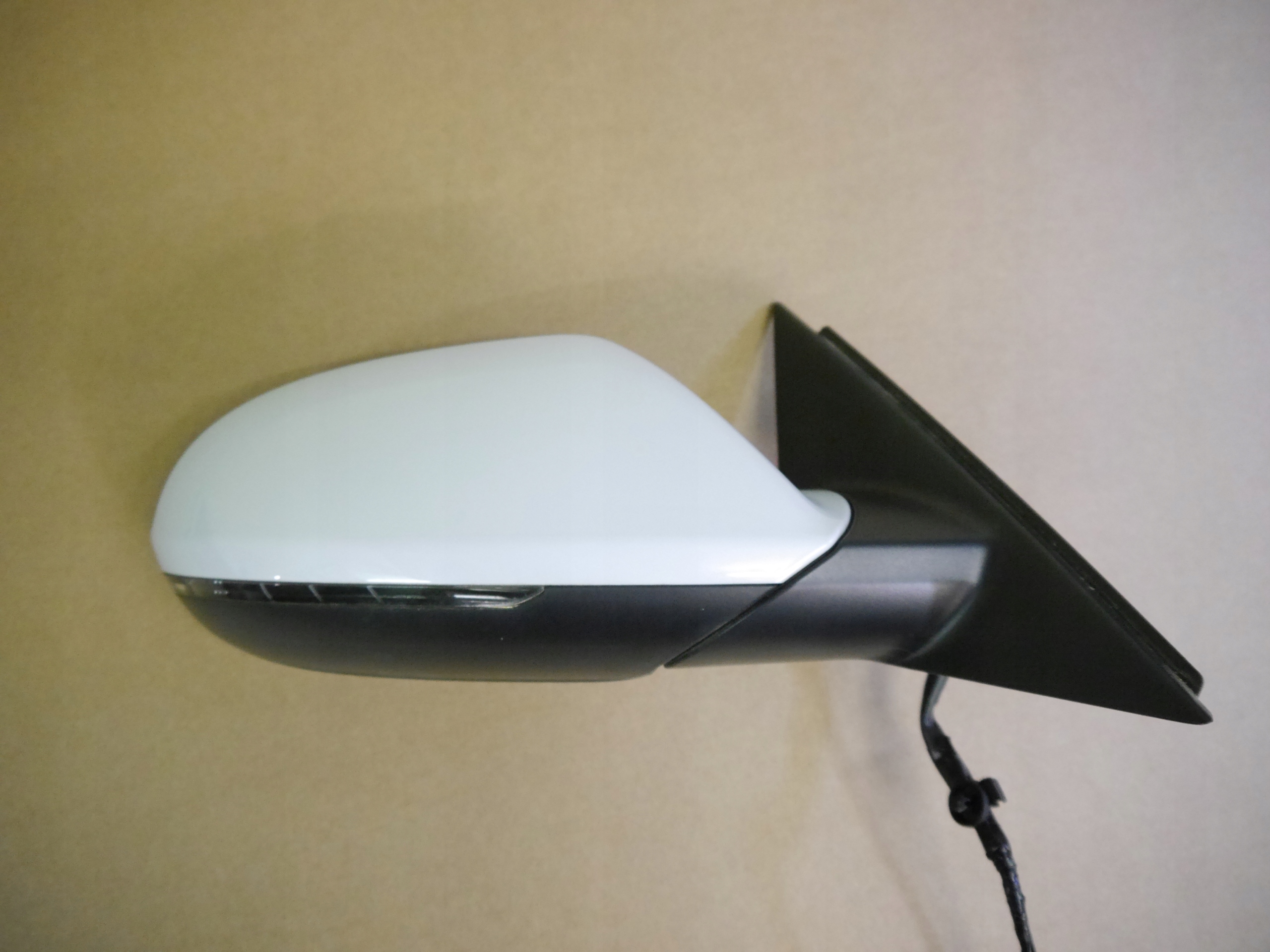 AUDI A6 C7 LUSTERKO PRAWE 12 PIN LS9R