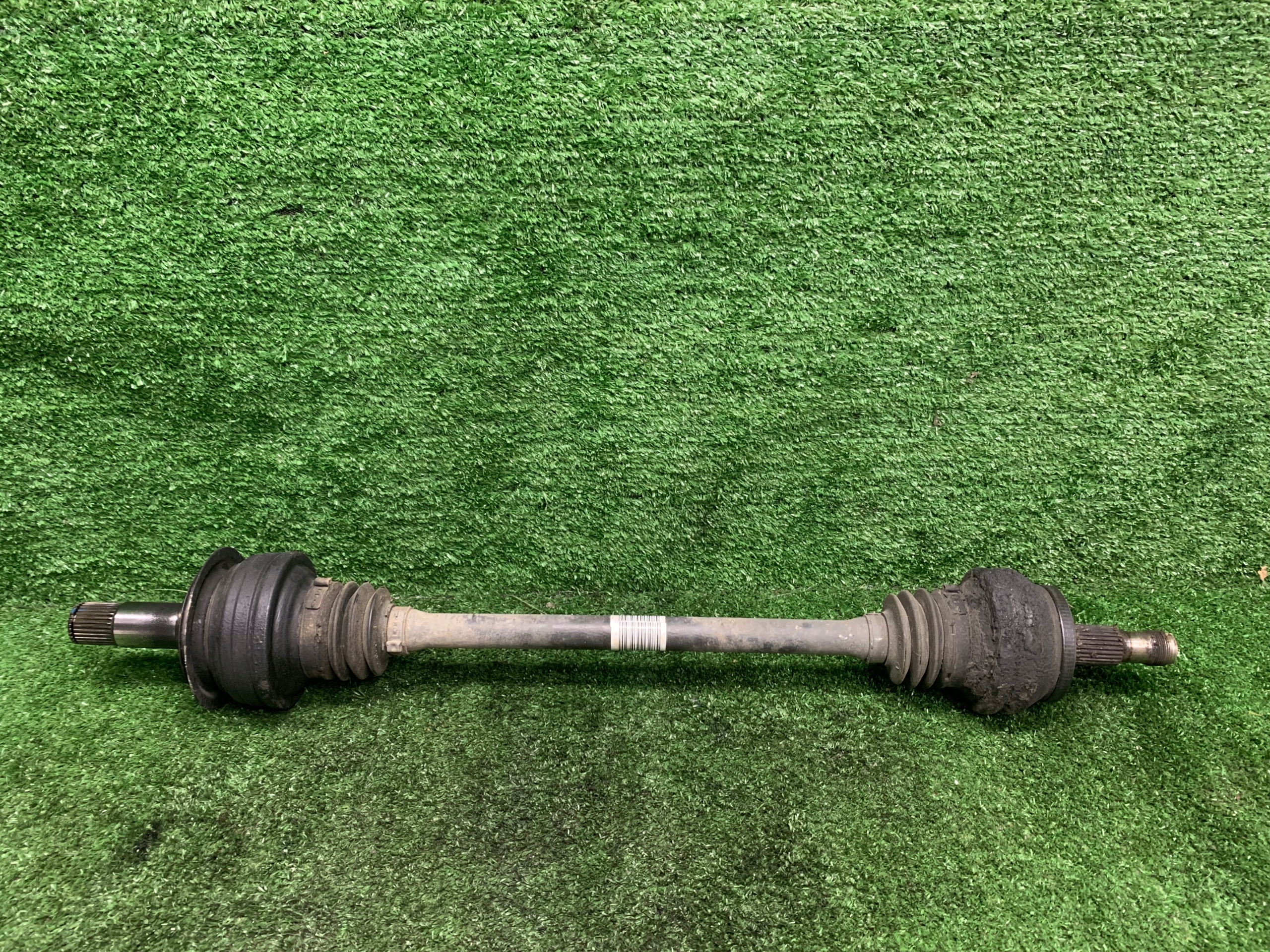 semi-axis rear right MERCEDES A2113501656 3.0L diesel v6