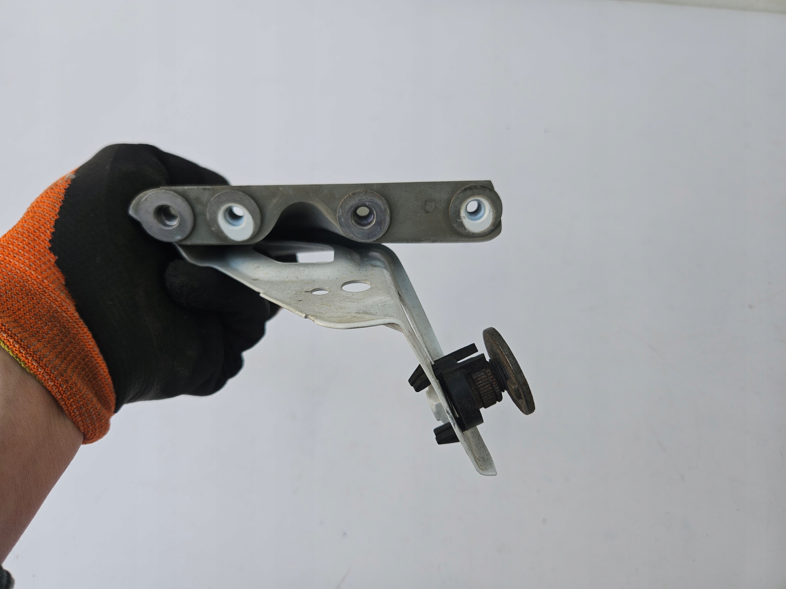 Support plaque Aile Droit AUDI A6 C7 4G LY9C