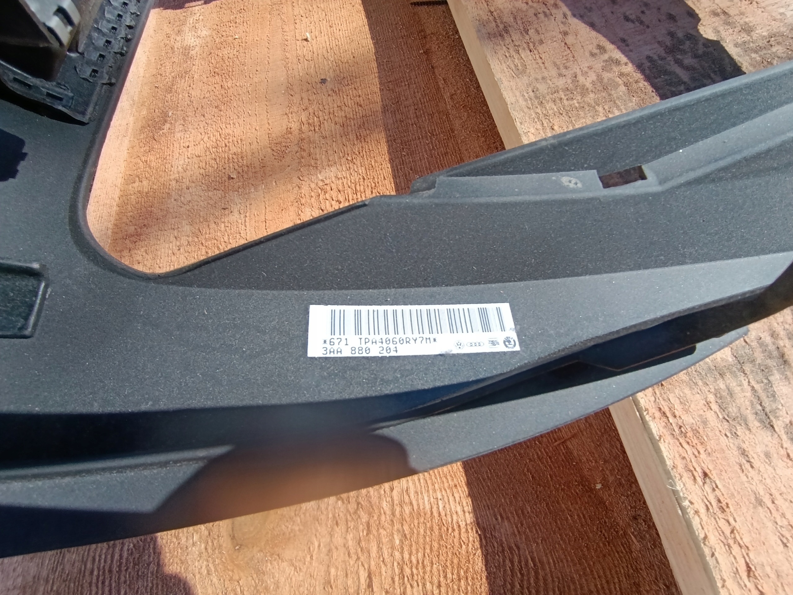 dashboard console Volkswagen Passat B7