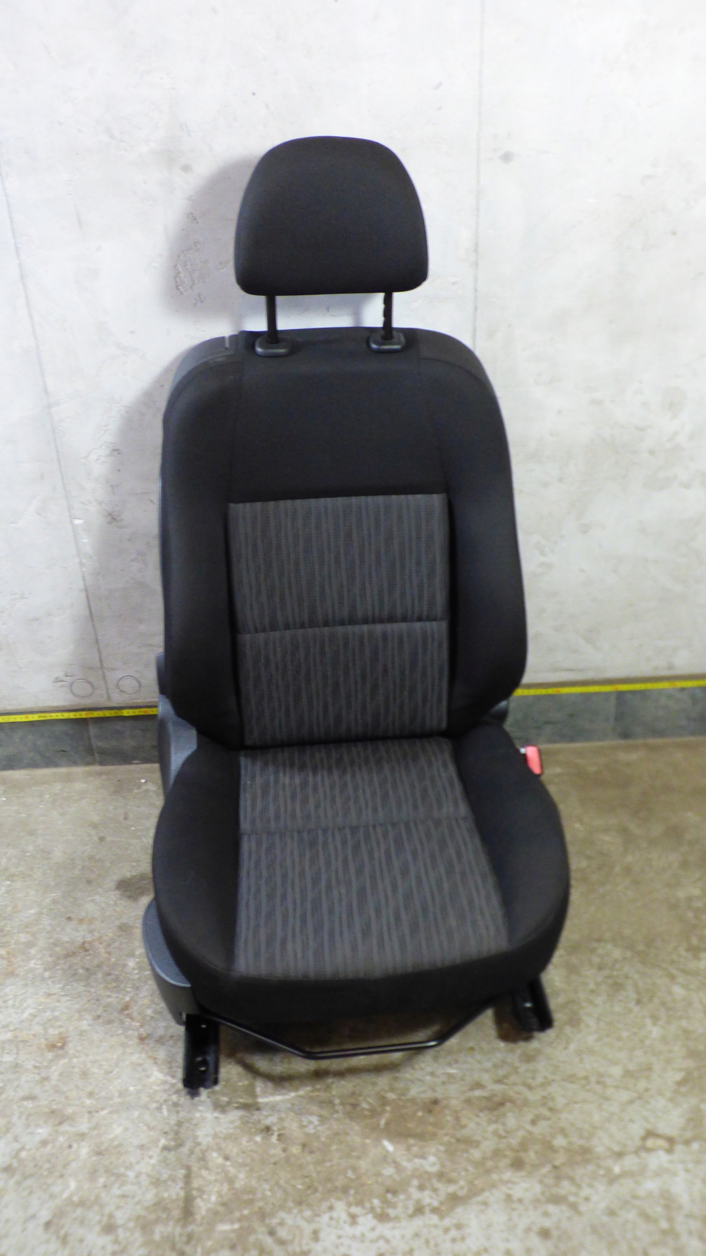 seat right front EUROPA stBDB PEUGEOT 207 3D