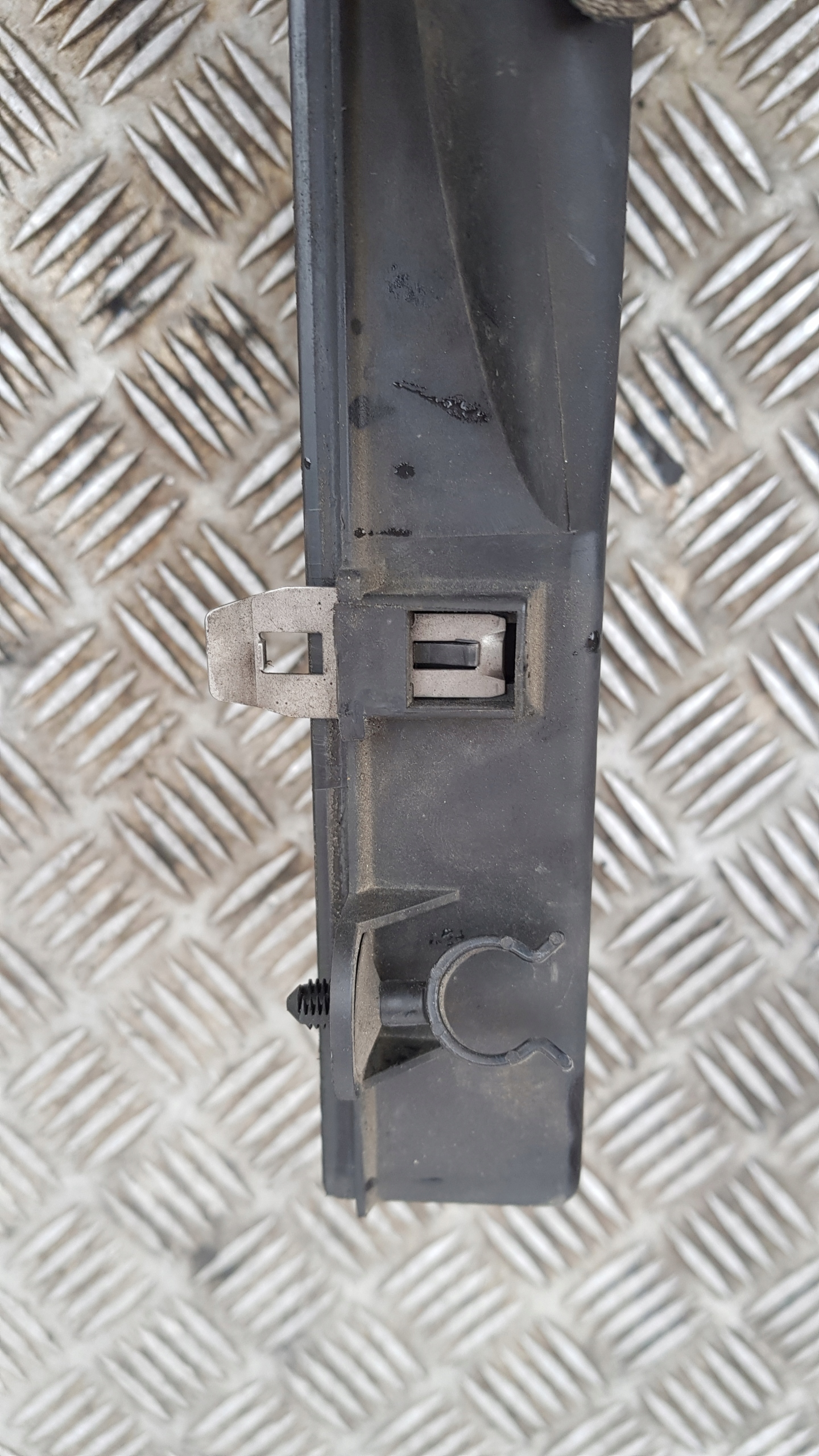 VOLVO V70 and cover KOMPUTERA compartment cover