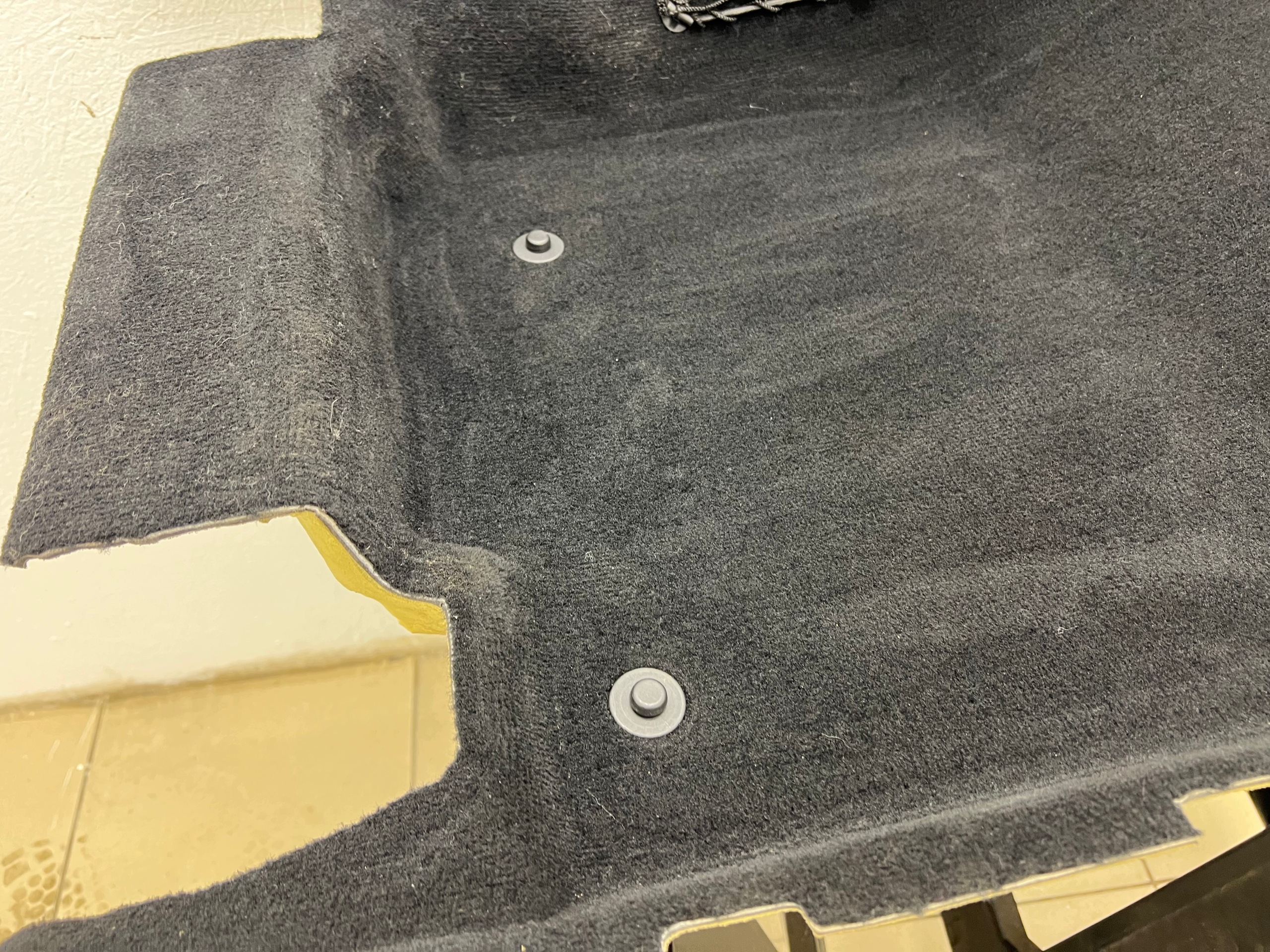 carpet mats front right MERCEDES ML GL GLS X166 A1666800440