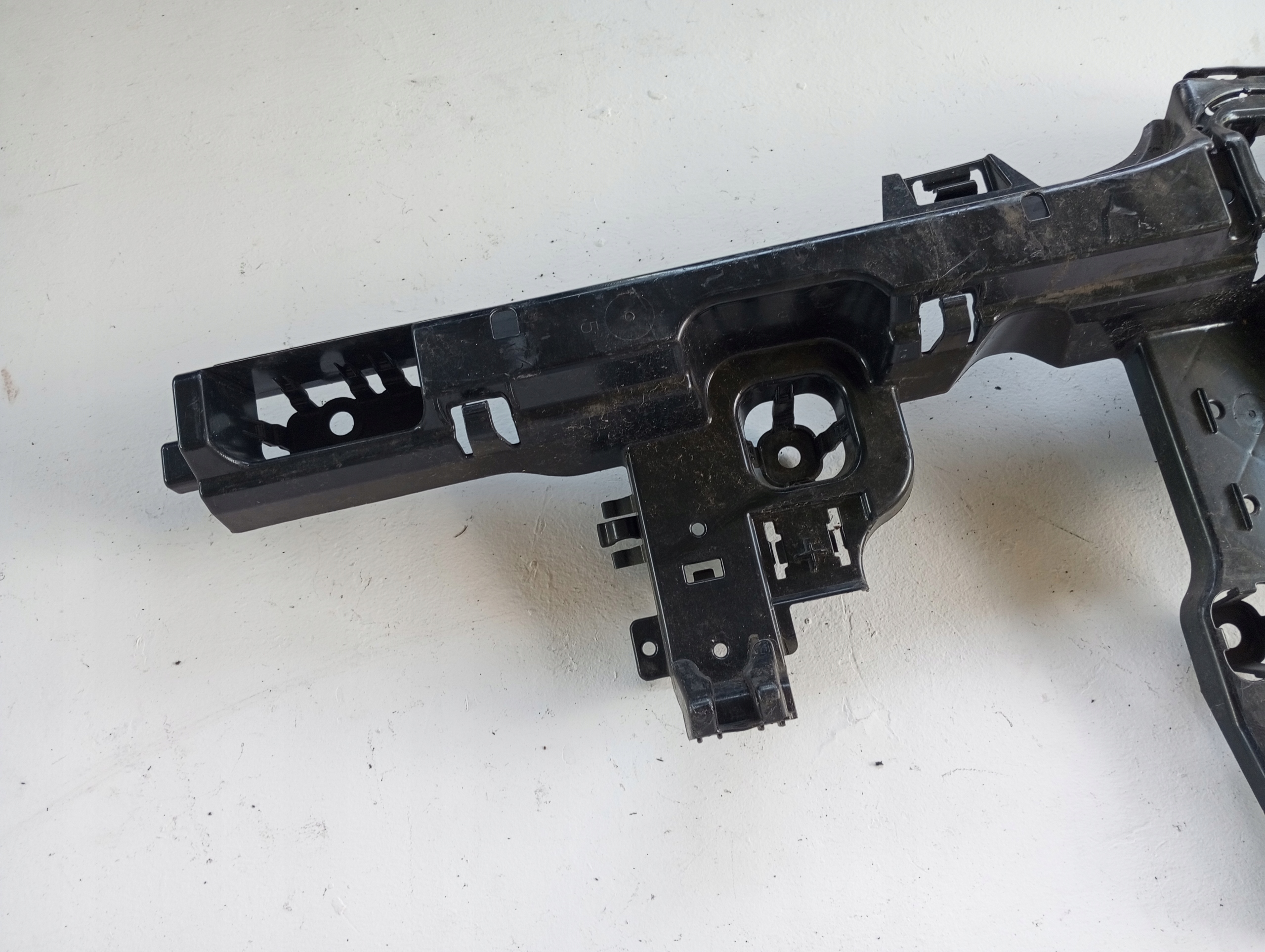 support rear rear part right MINI F56 741116