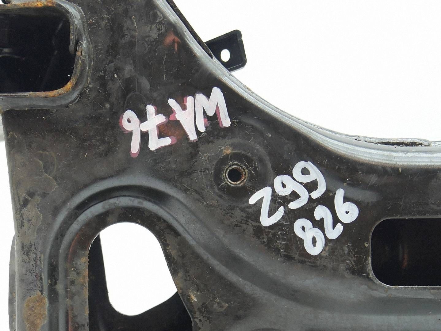 sider axle beam axle beam subframe below engine TRAWERS AUDI A1 82A 1.0 TSI 2Q0199315