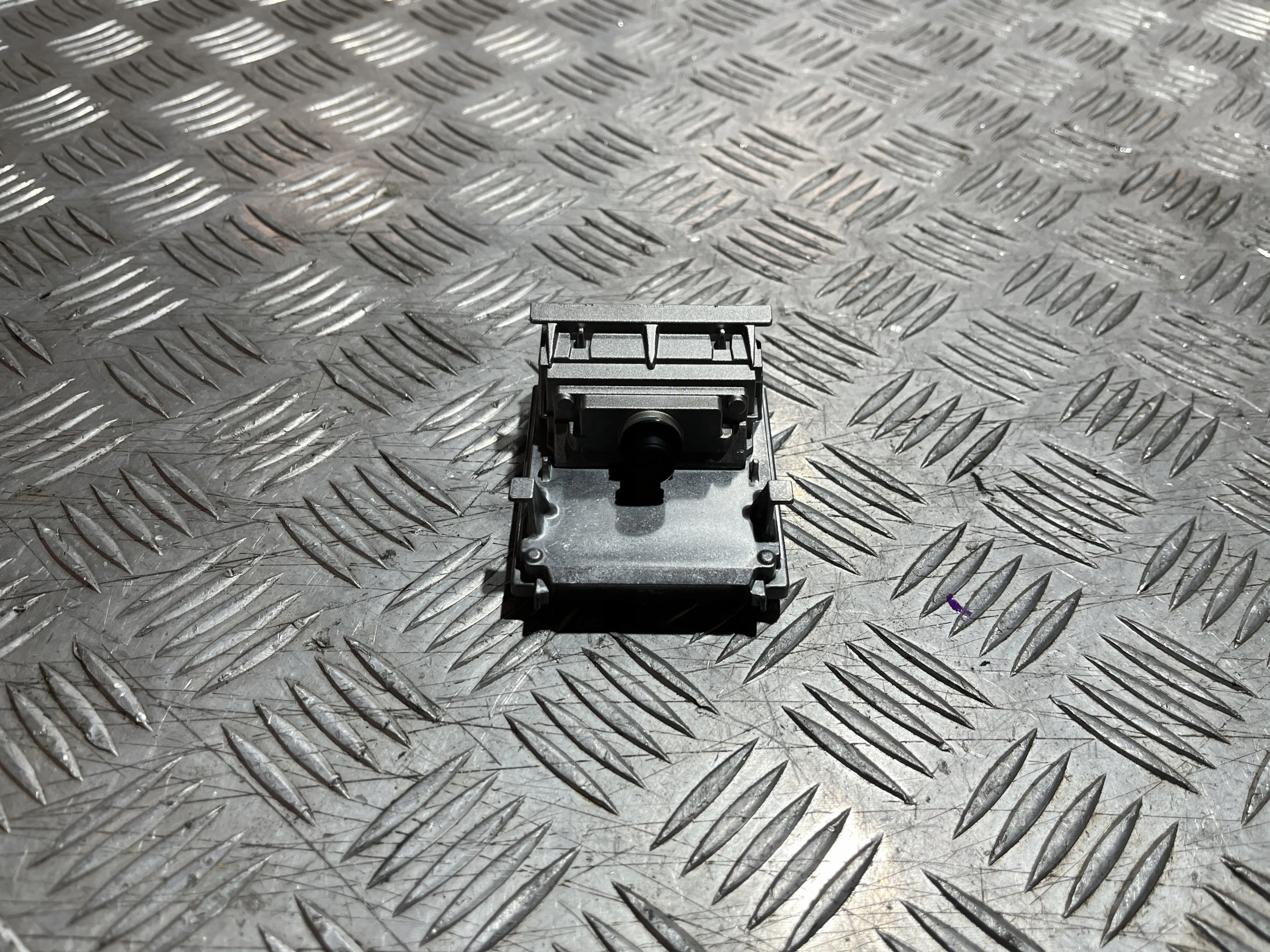 передняя renault CLIO V CAPTUR 284628692R