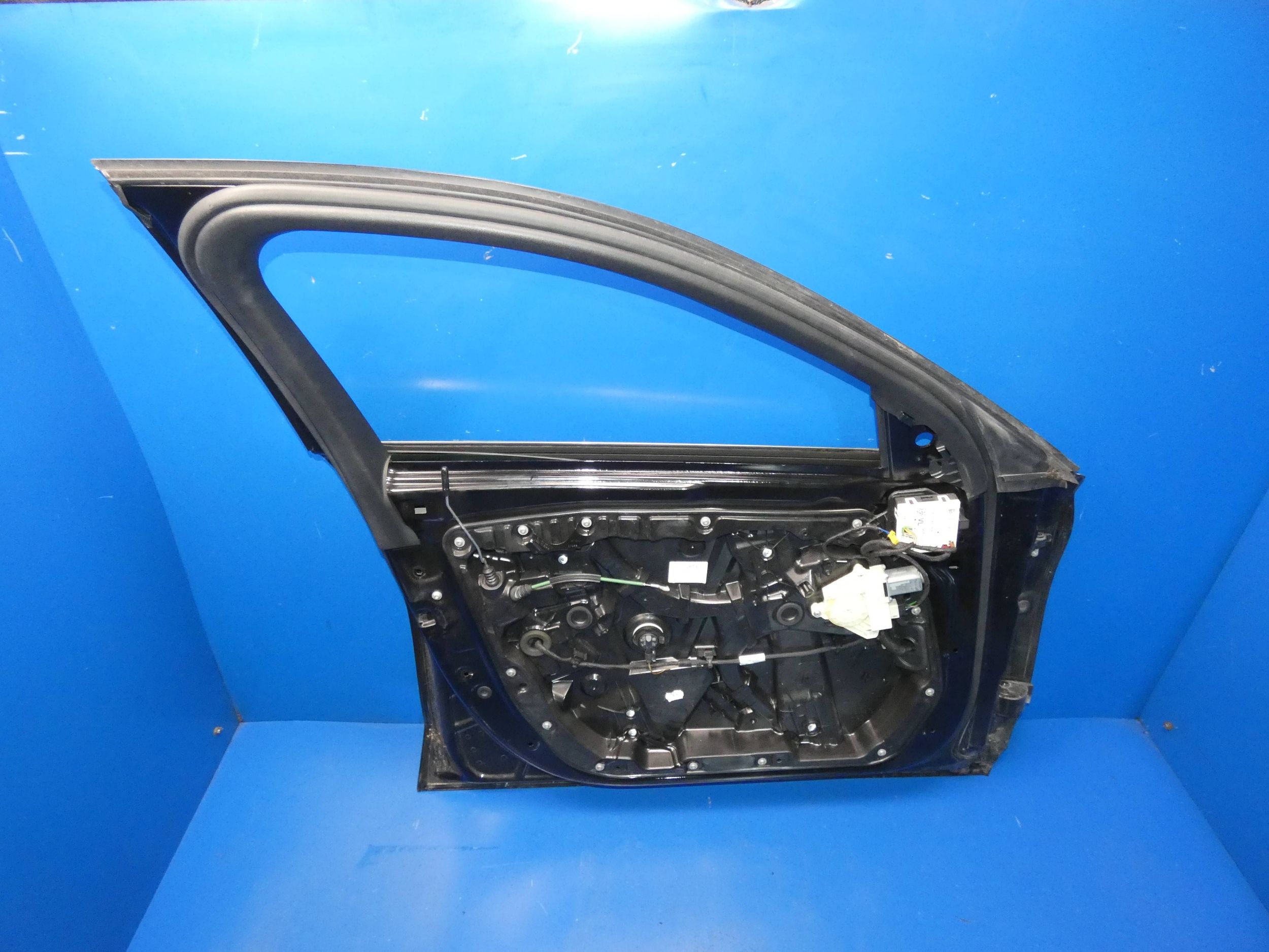 MERCEDES C KLASA W205 door left front front complete