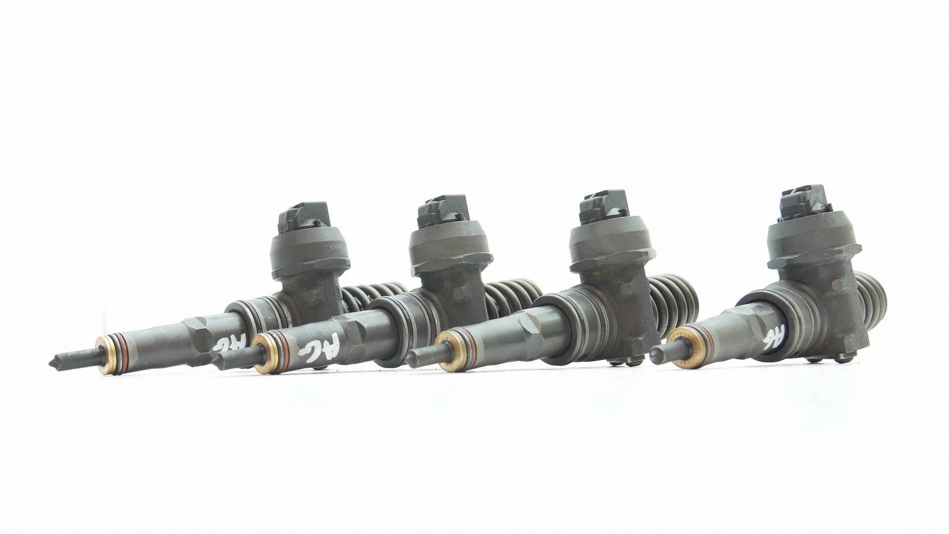 nozzle VW PASSAT B6 1.9 TDI 03813007346