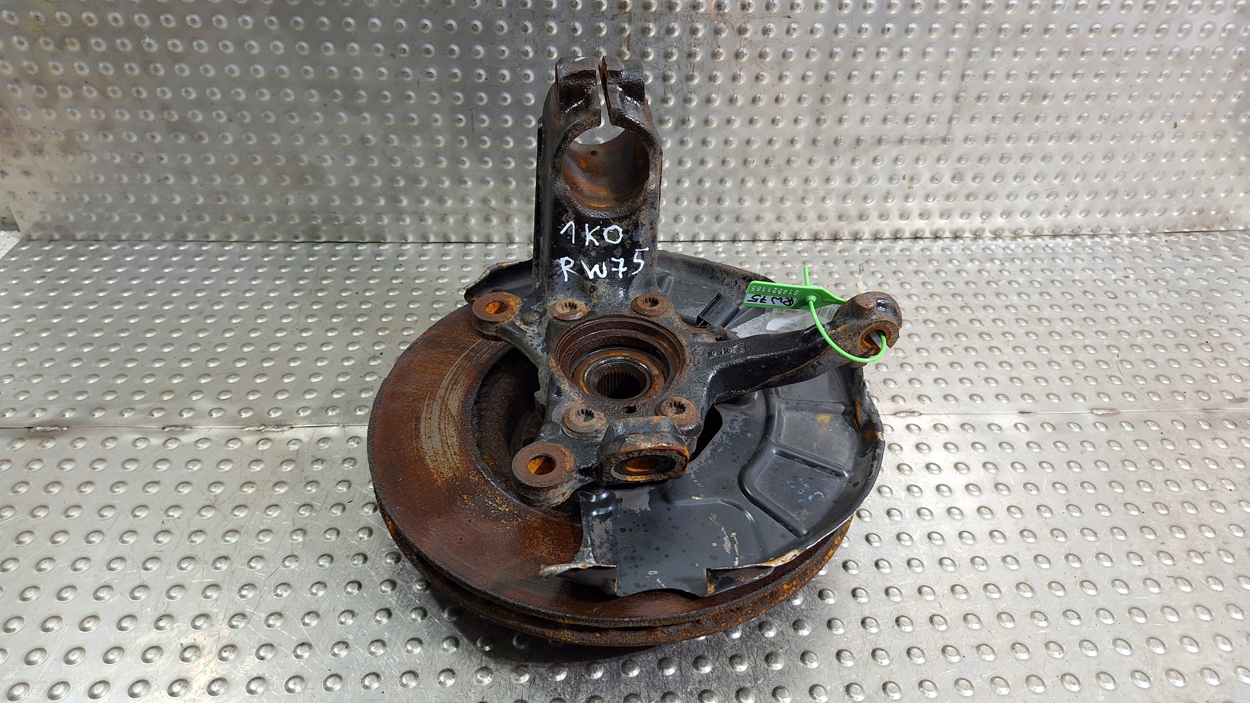 swing right front 1K0407256AA GOLF V CADDY III A3 8P TIGUAN and LEON II