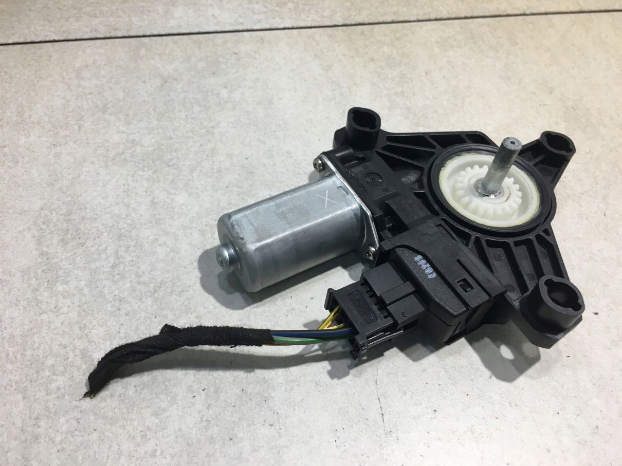 mini motor windows left rear part MERCEDES W176 FL A2469063100