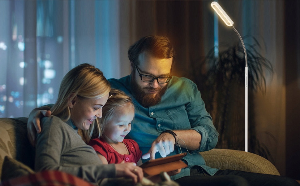 Lampa podłogowa Pusta sofa 175cm, ściemniana pilotem Szerokość produktu 22 cm