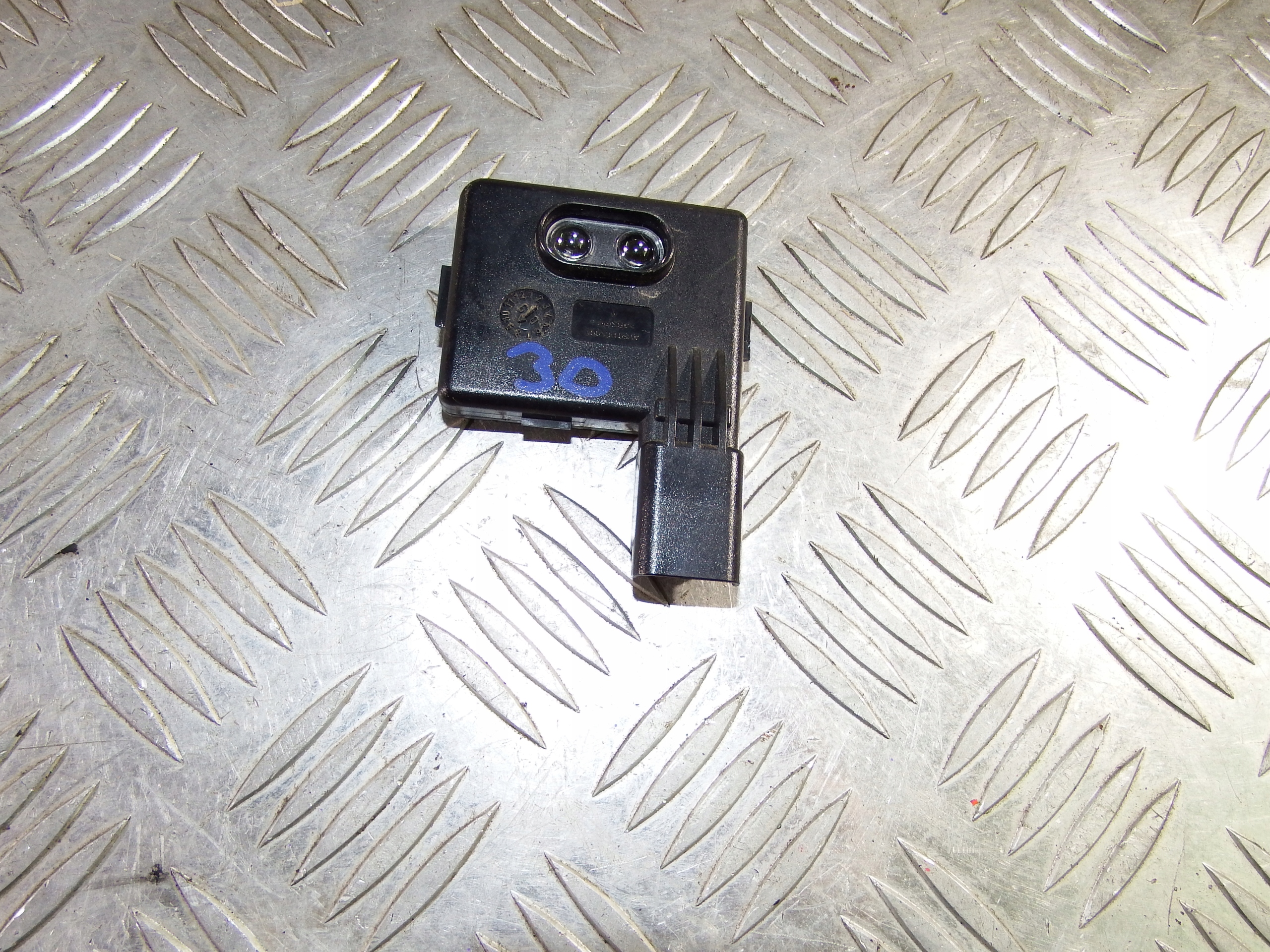 CZUJNIK KLAMKI HANDS FREE PRAWY PRZÓD TYŁ RENAULT MEGANE SCENIC III FLUENCE