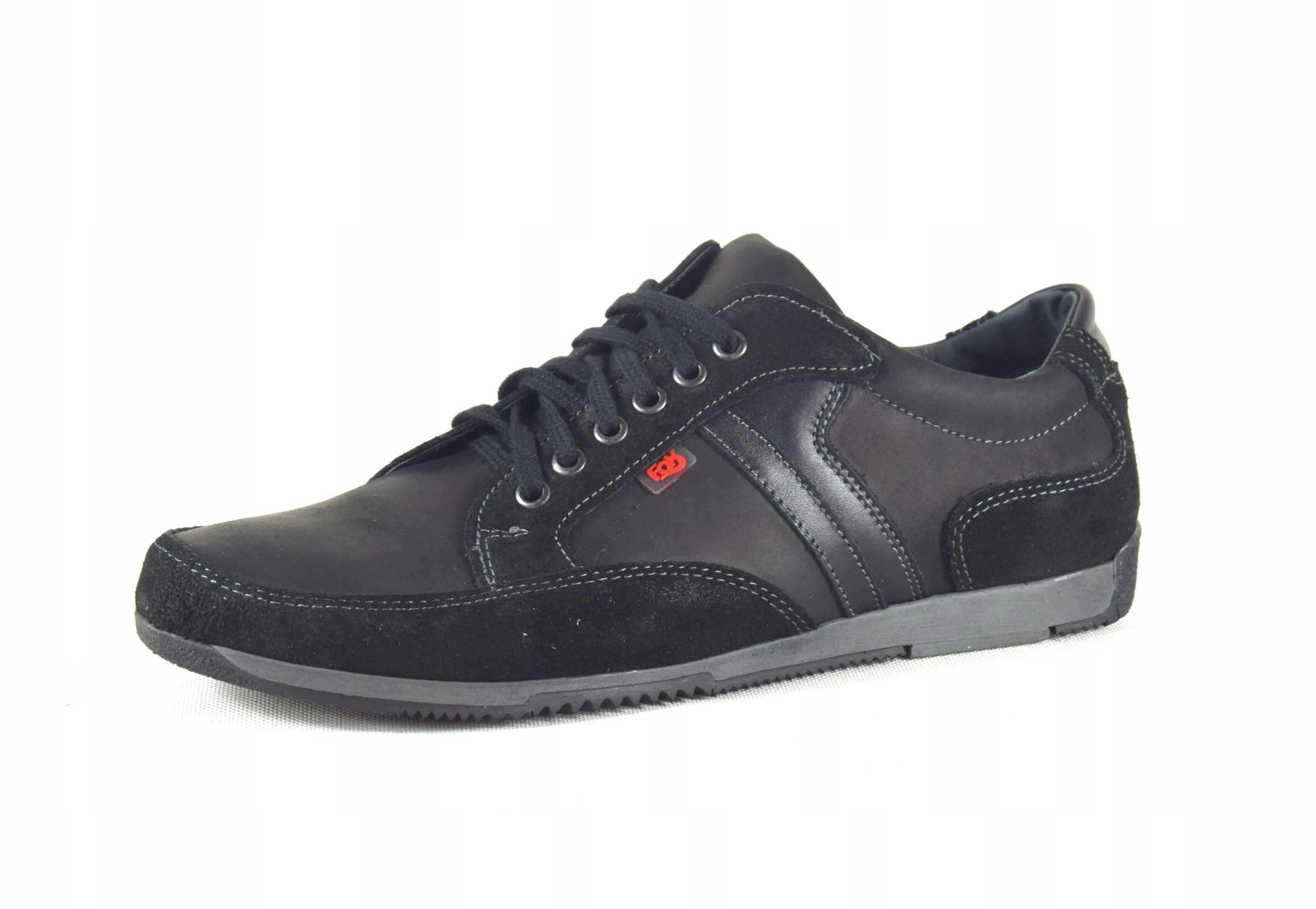 

Buty polskie adidasy półbuty skórzane S0398CC