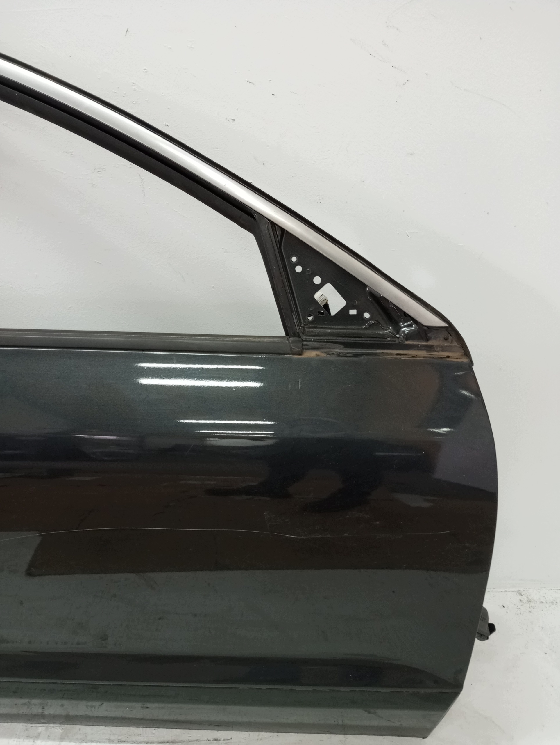 door right front KIA NIRO 22R