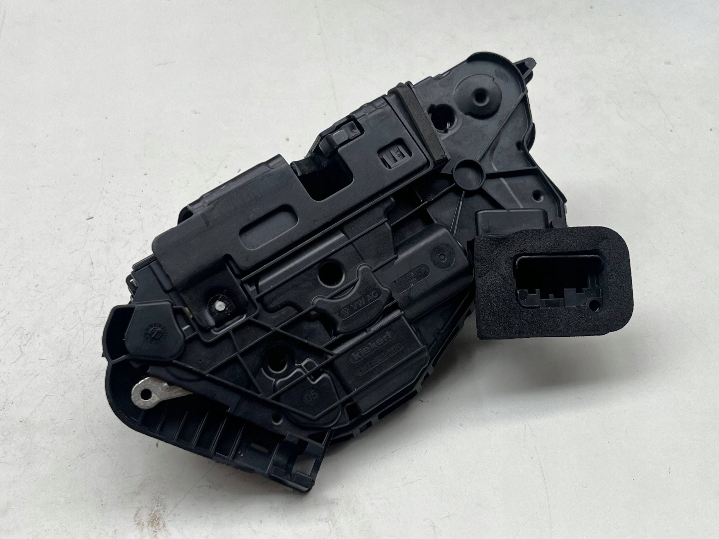 VOLKSWAGEN SEAT SKODA lock door left front 5TB837015B @M