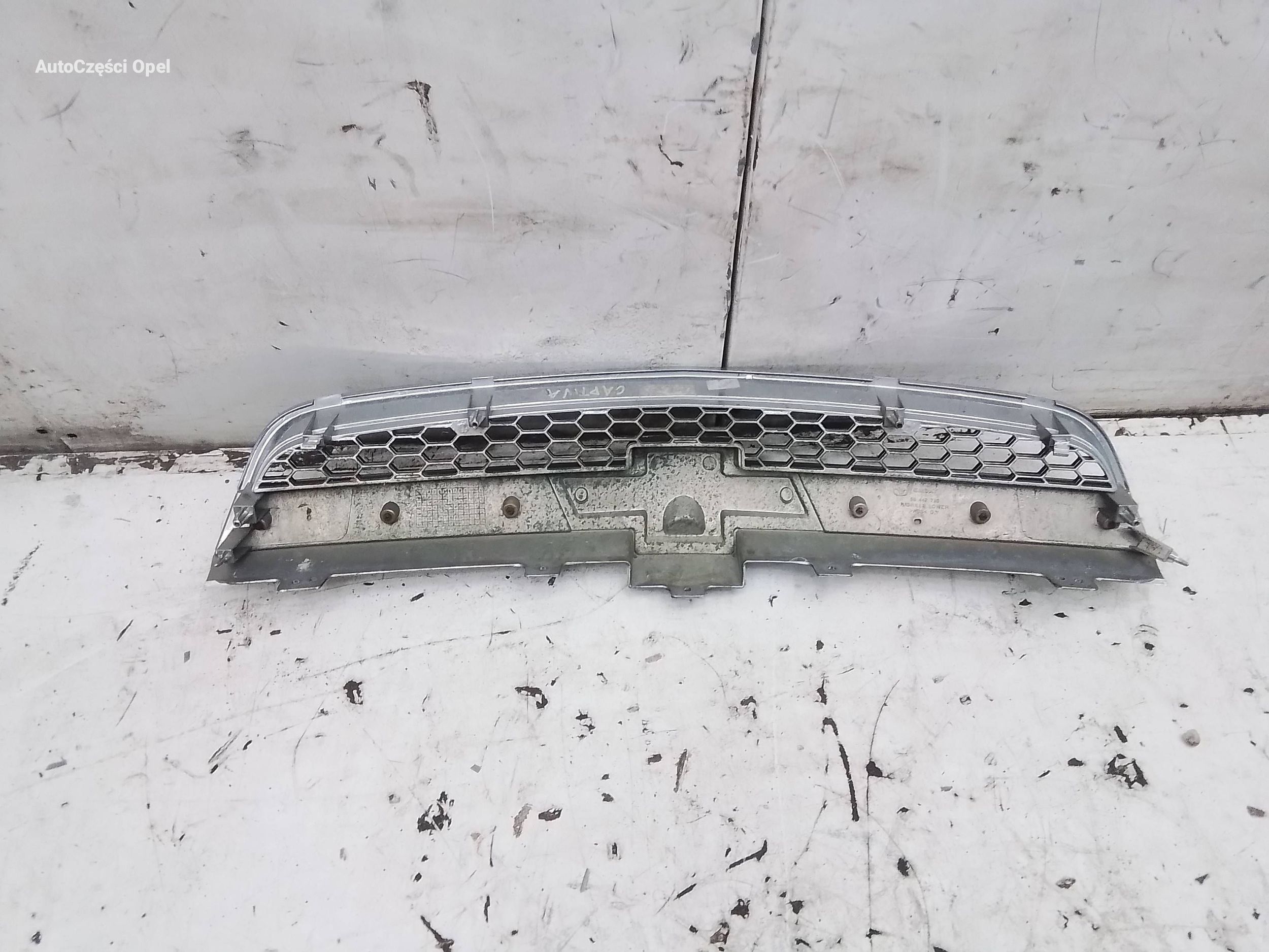 Chevrolet OE 96442718 решетка радиатора