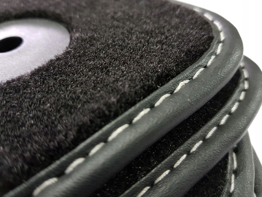 Dywaniki do Ford Mondeo Mk5 Mk4 Mk3 V IV III samochodowe welurowe Premium