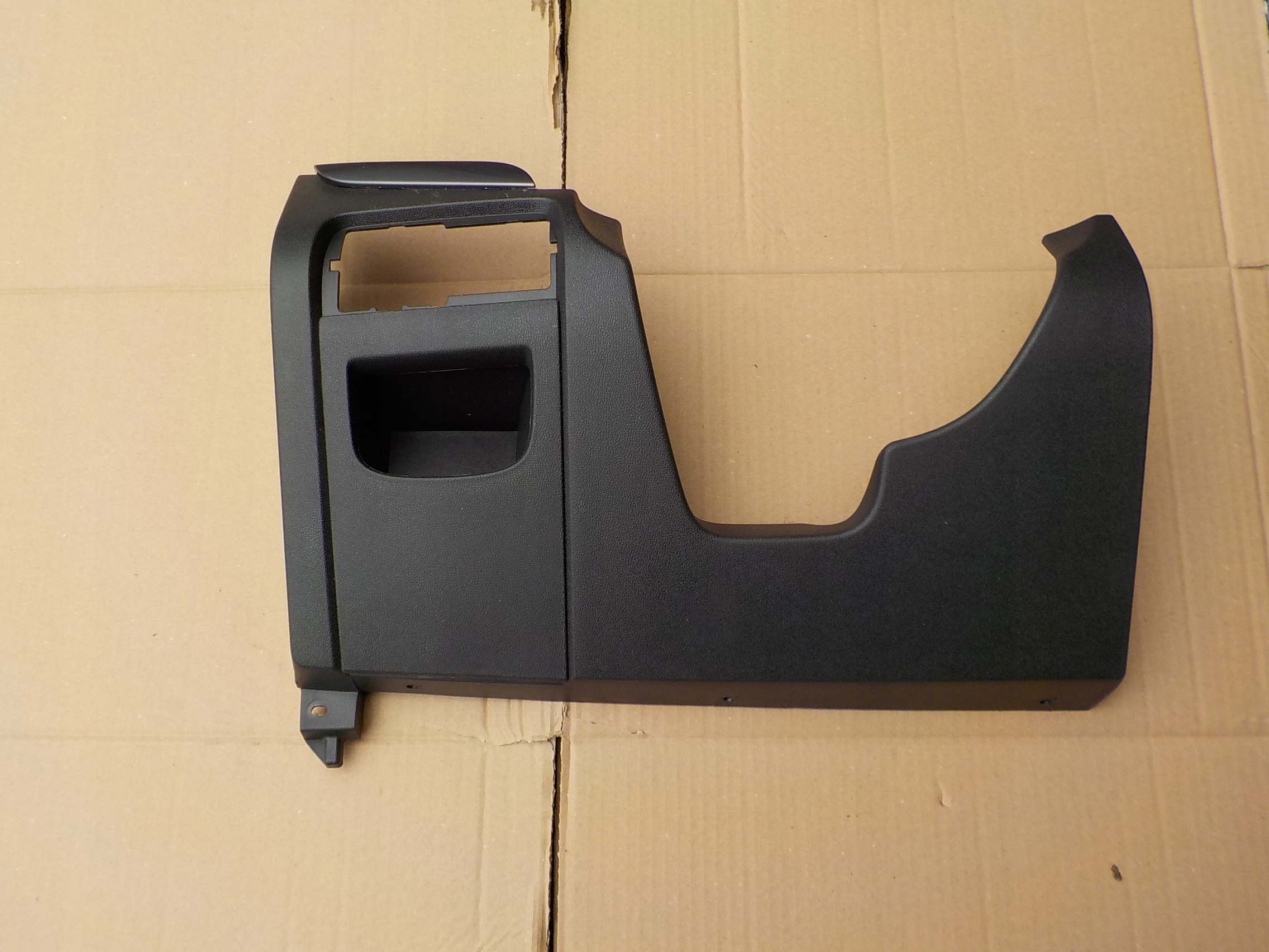 cover below steering wheel, passenger compartment renault scenic III 2016r