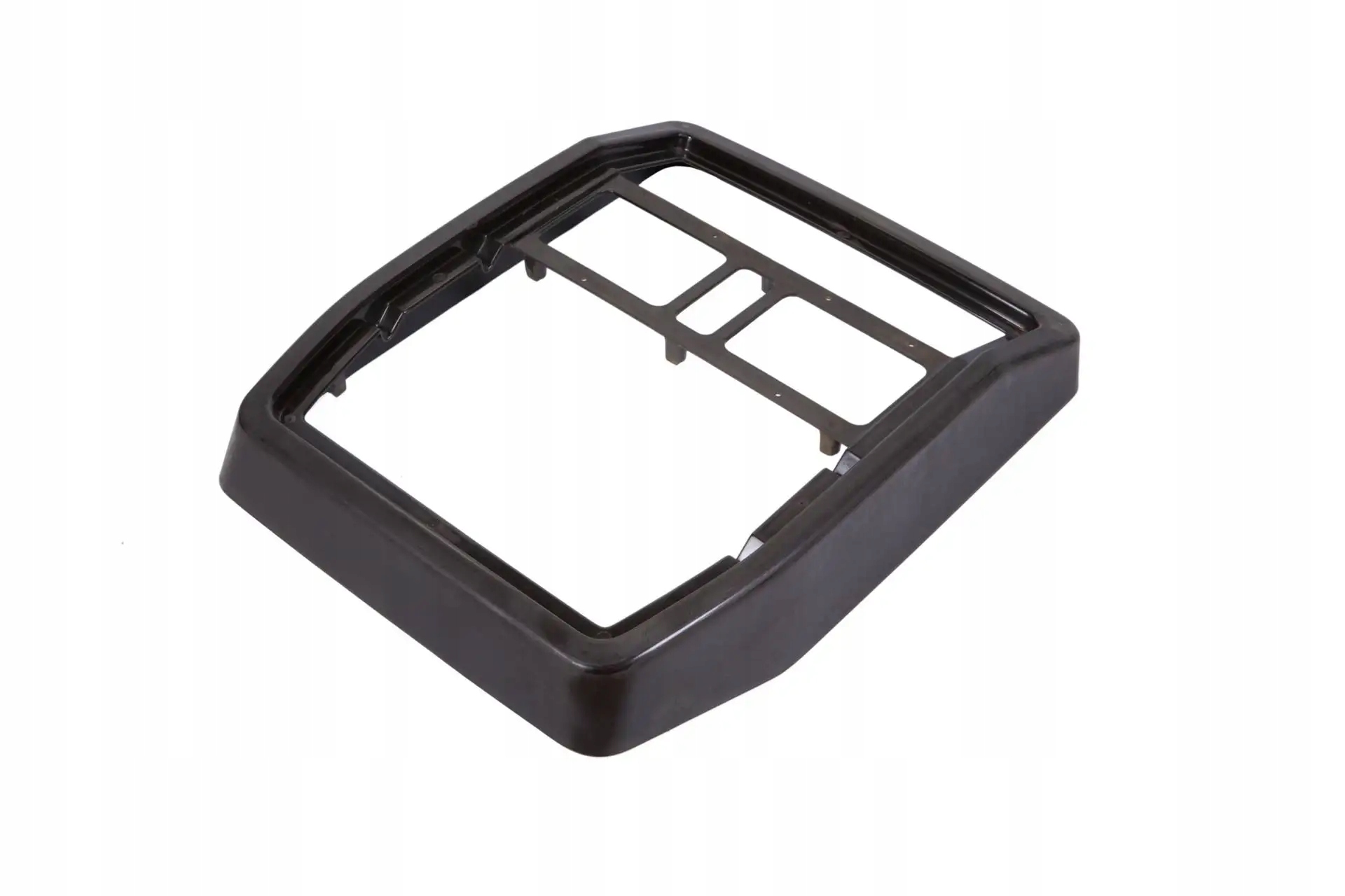 3713411m2 манекен капота