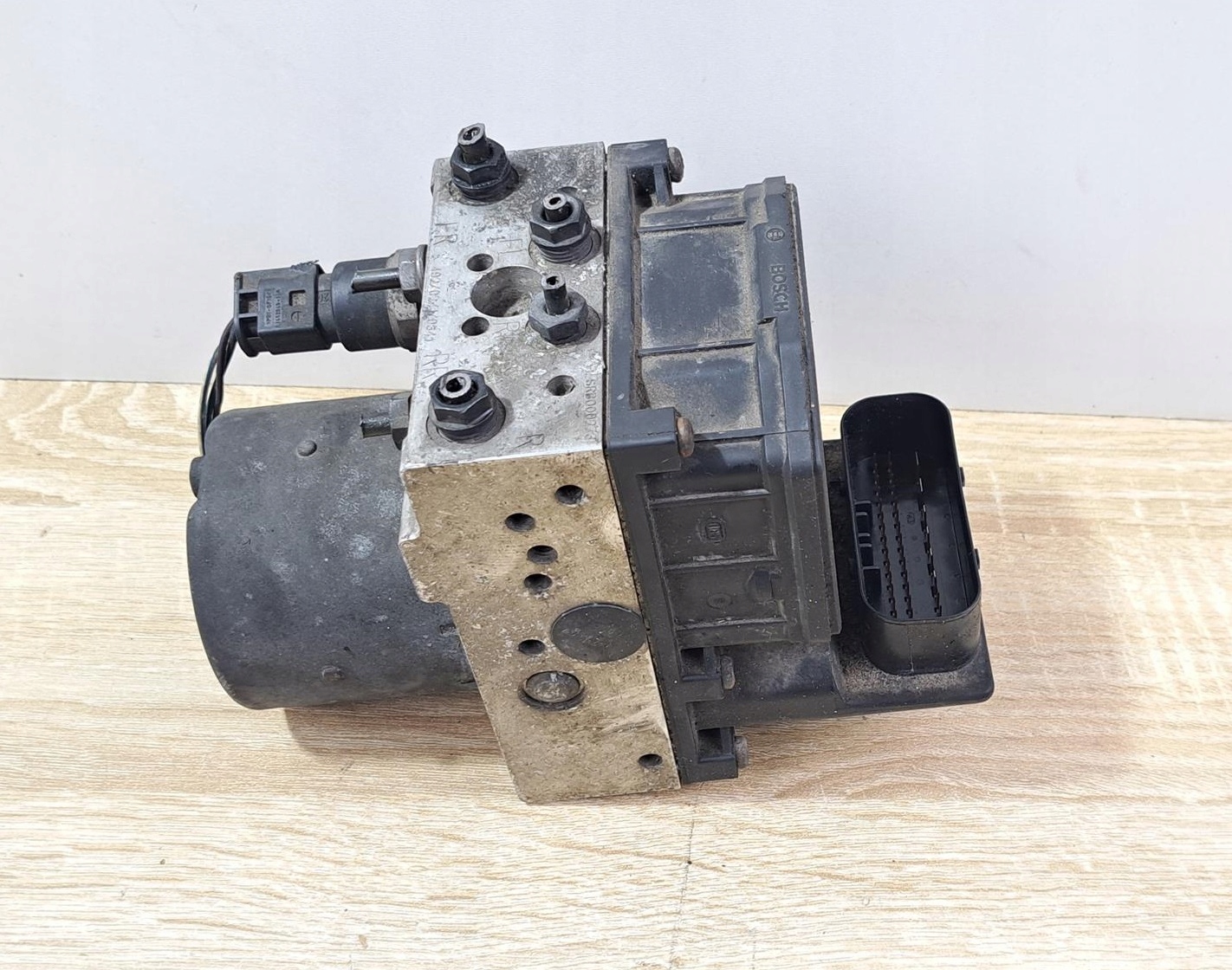 0265950056 - RANGE ROVER III L322 VOGUE главный тормозной цилиндр ABS