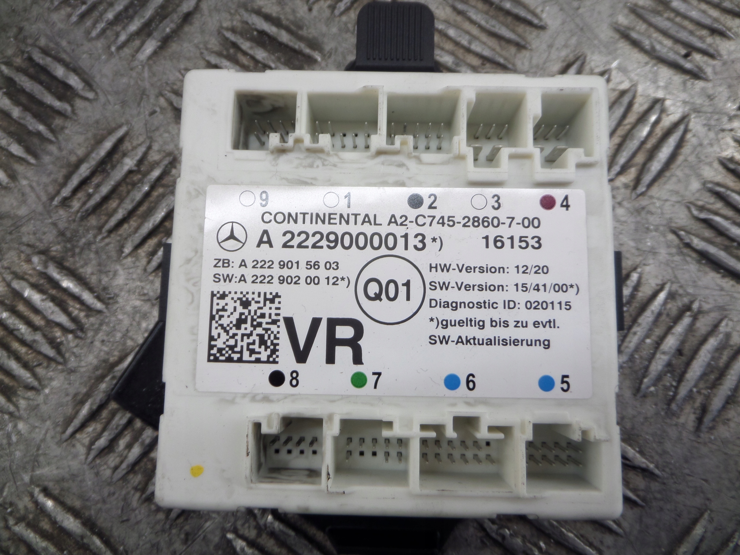 MERCEDES C-KLASA W205 module control unit door front right A2229000013