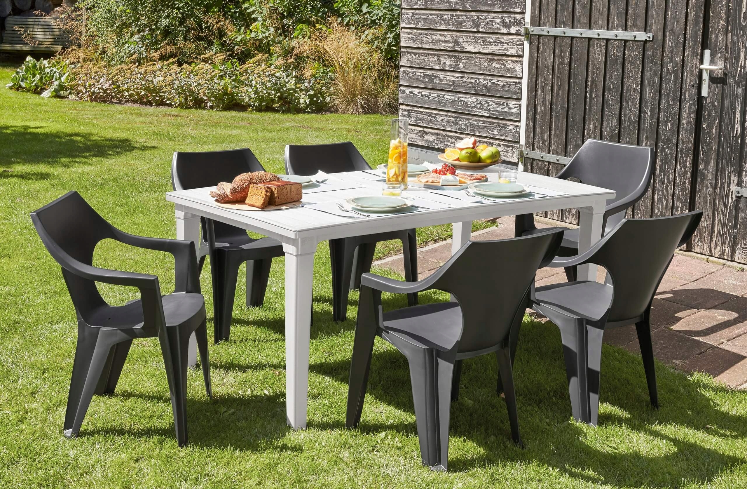 Krzesło ogrodowe Keter Dante grafitowe Kolor dominujący czarny