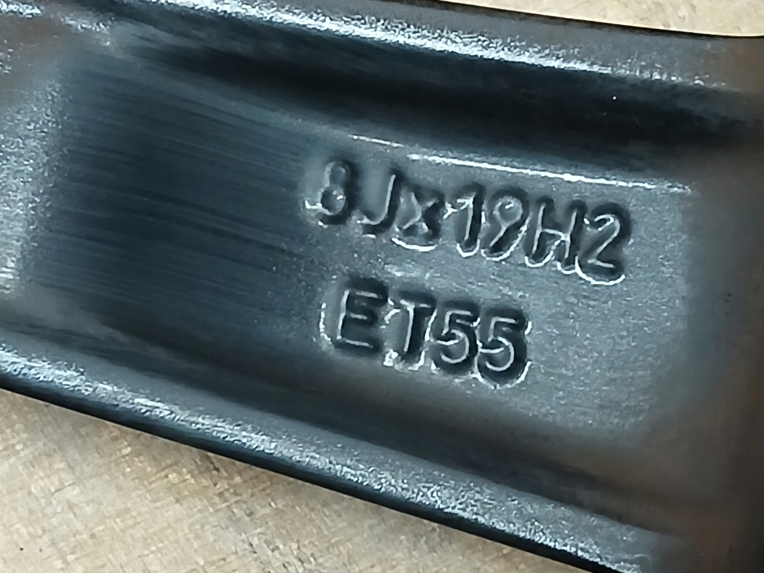 disk hliníkový VOLVO 8J 19" ET55 5X108