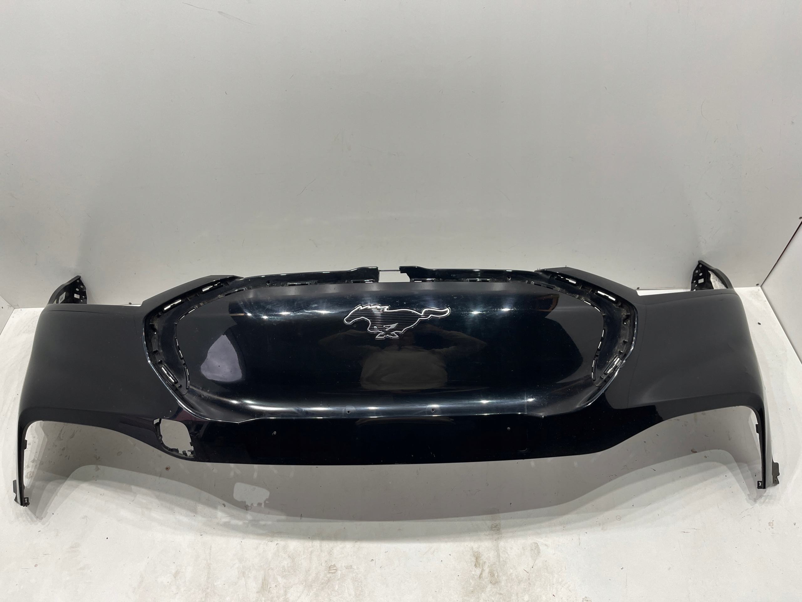 FORD MUSTANG MACH E ZDERZAK PRZÓD PRZEDNI