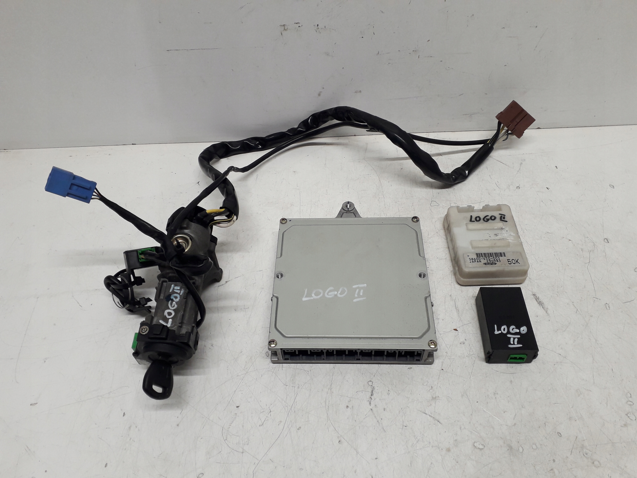 HONDA LOGO 96-01 1.3 BENZYNA ZESTAW STARTOWY IMMO