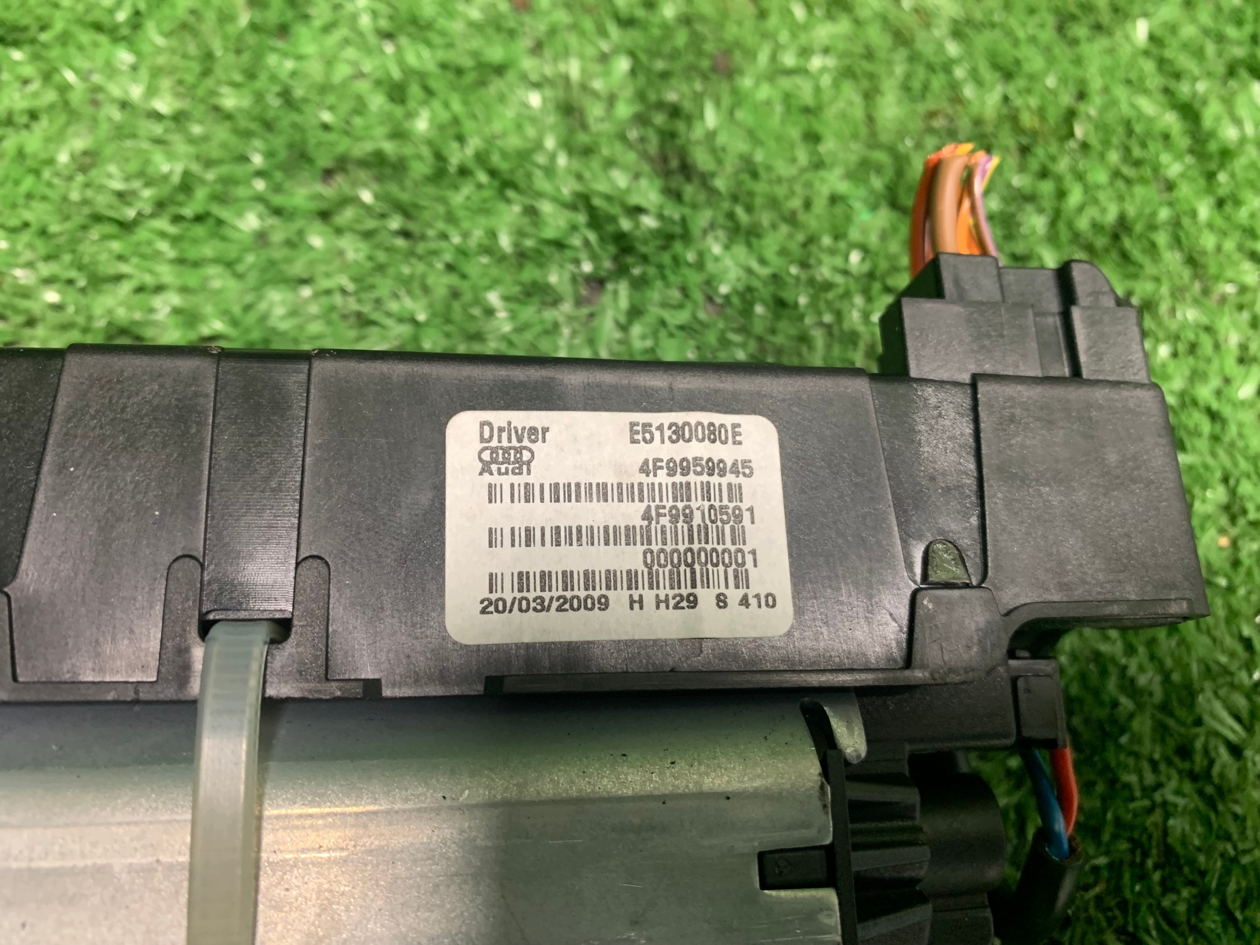AUDI A6 C6 A4 B8 damper bonnet left electrical 4F9959945