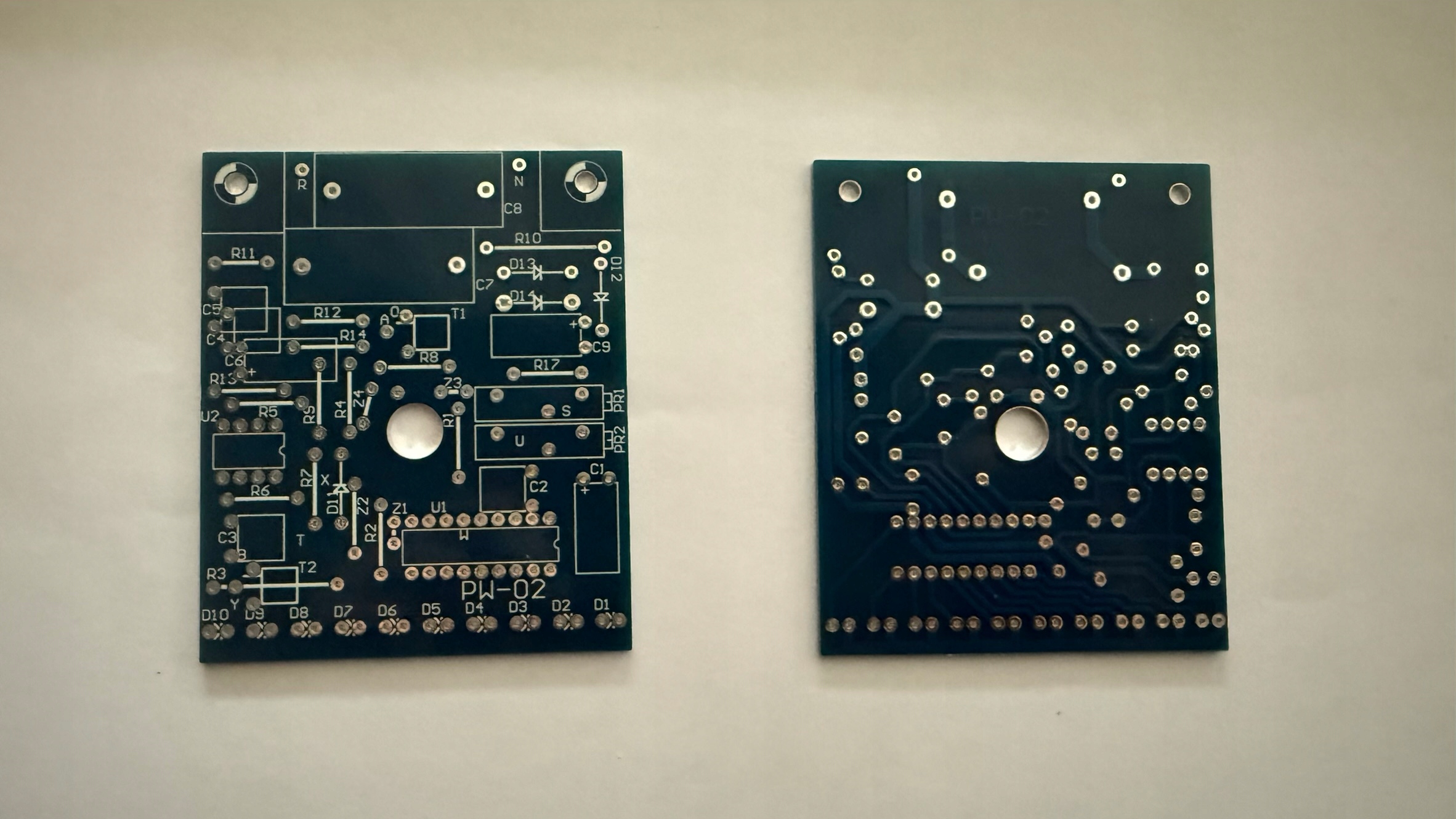 Многофункциональная печатная плата PW-02 AVT