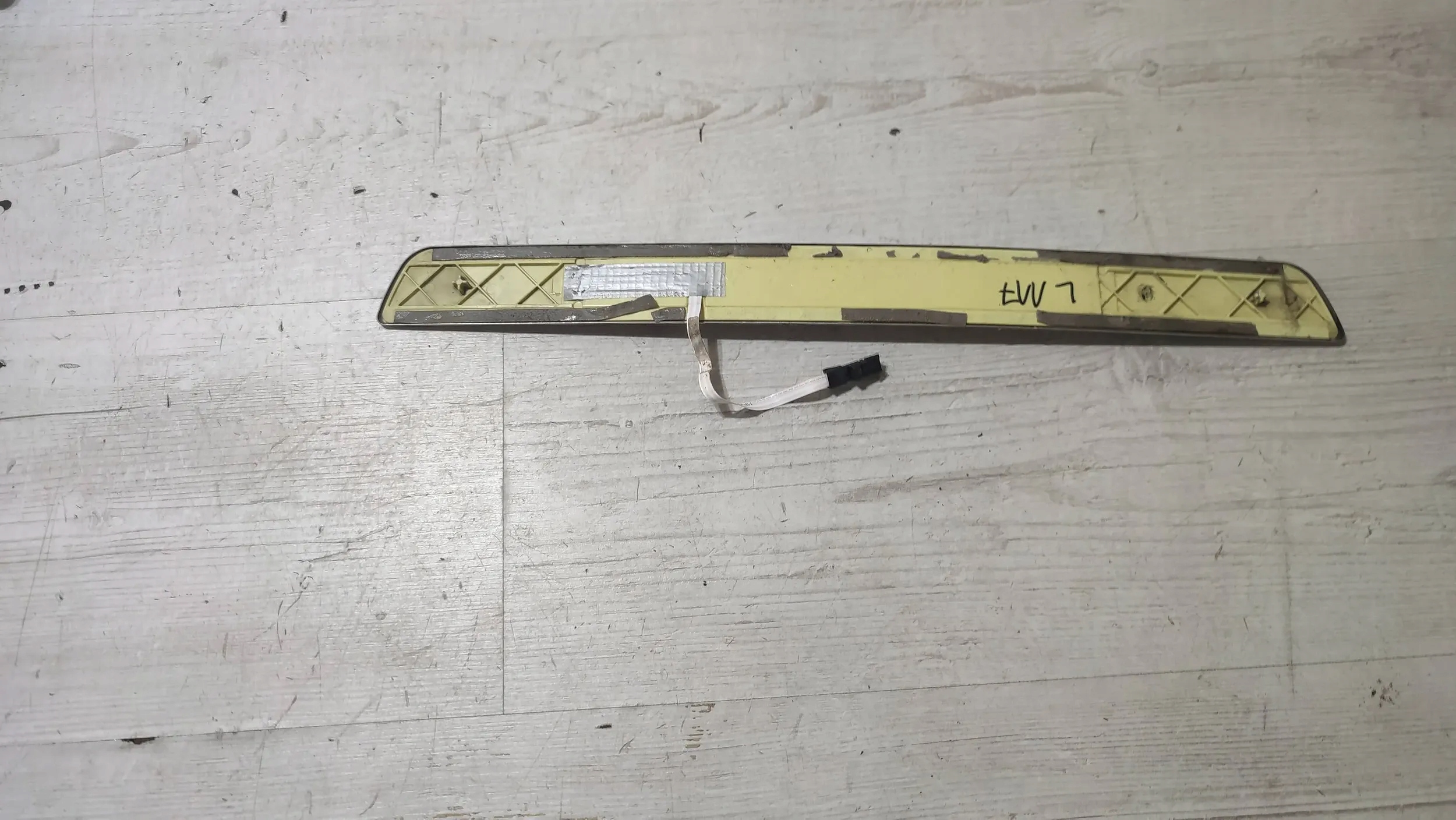 Mercedes-Benz CLA W117 14r. 2.2cdi front right moulding cap