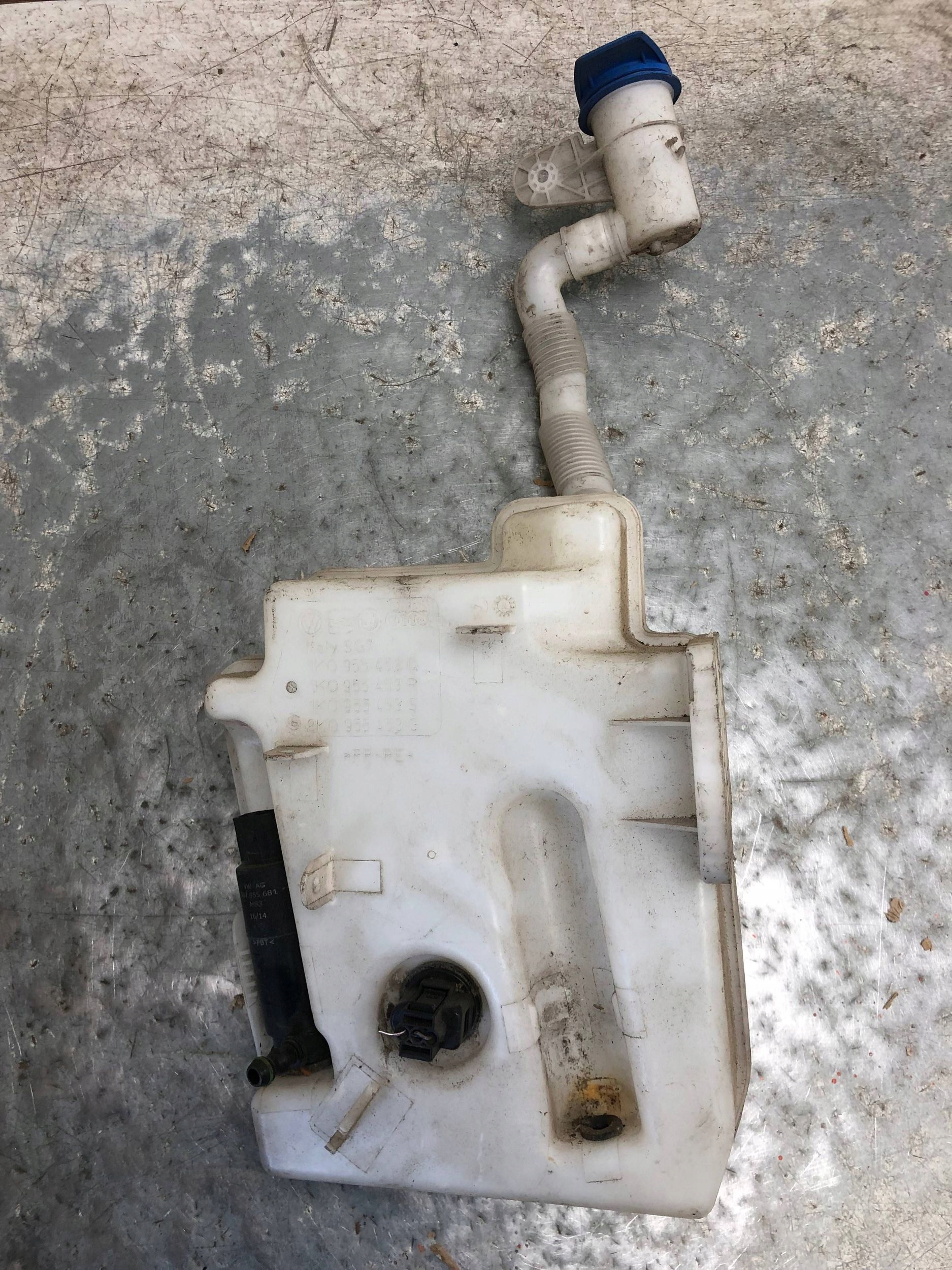 washer fluid tank VW SKODA 1K0955453S
