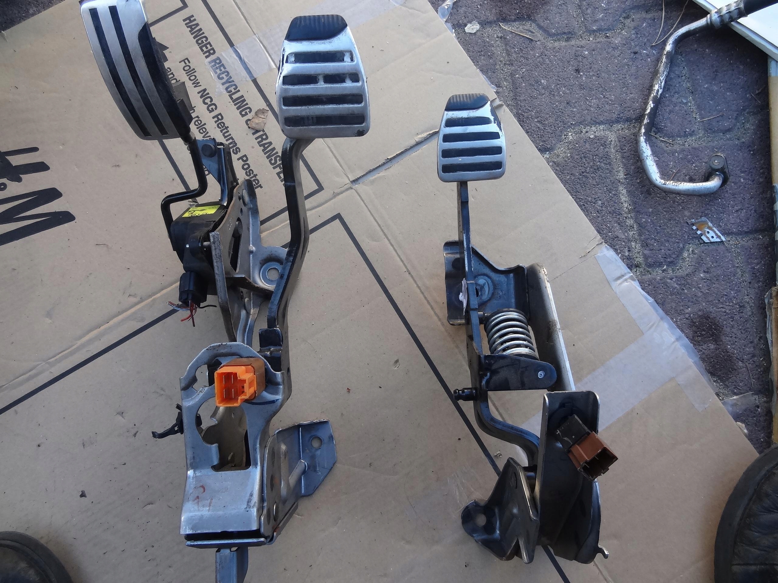 Педали для NISSAN QASHQAI и J10 2.0 dCi LIFT