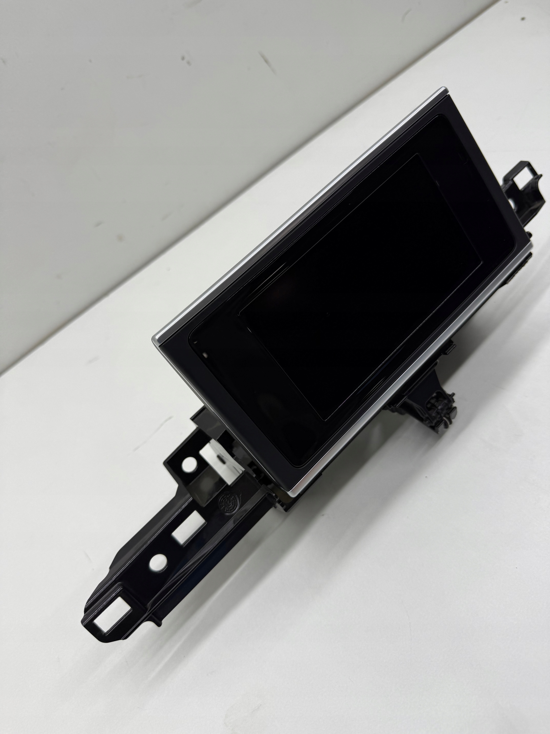 AUDI A6 C7 display monitor winda navigation devices SPRAWNY UK!