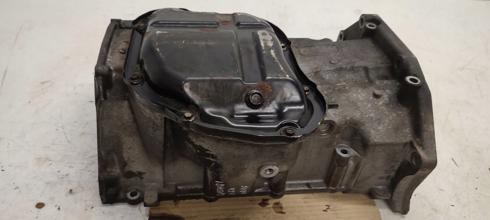 Ölwanne Nissan Qashqai 1,6B HR16