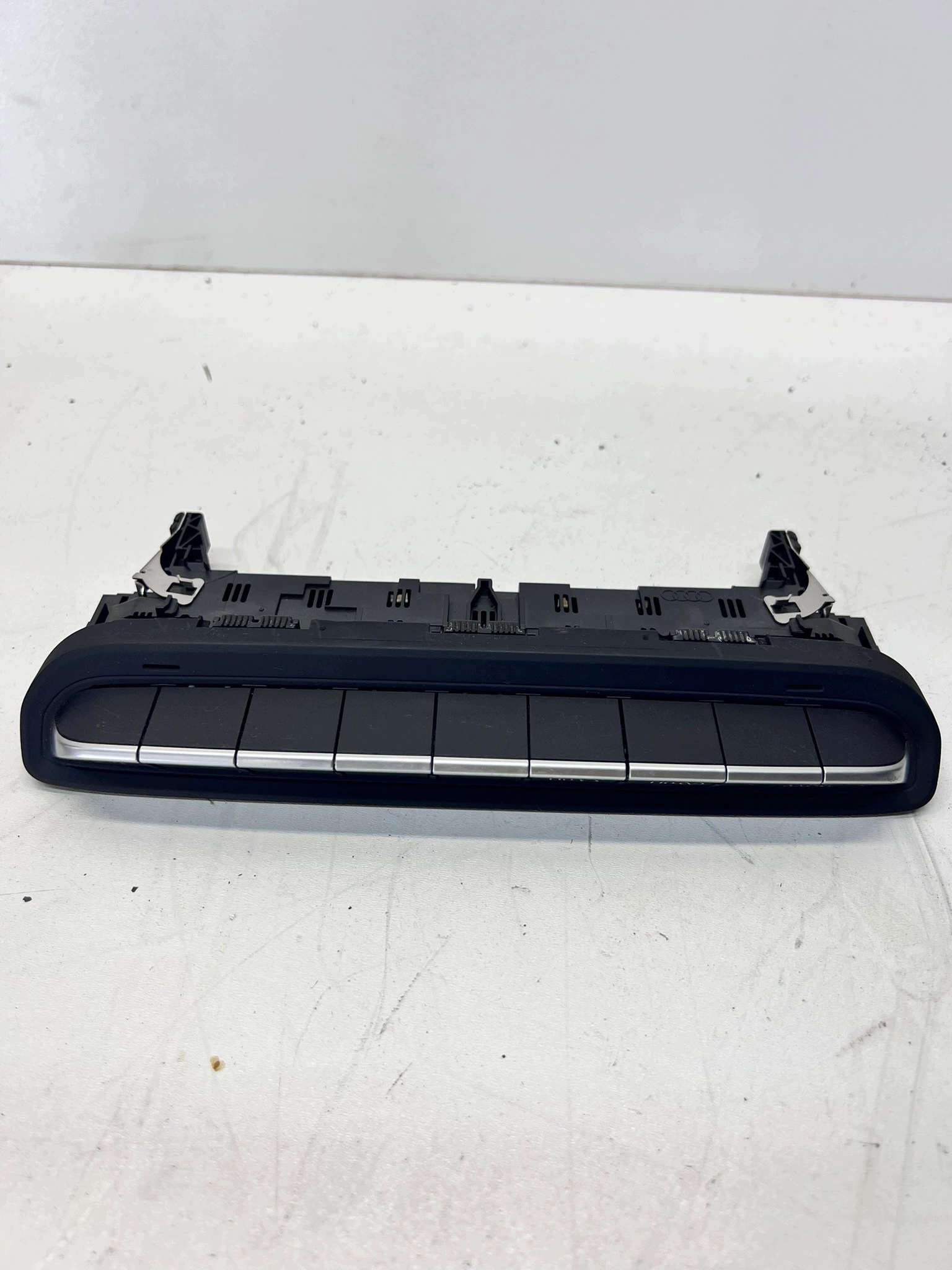 PANEL GUZIK DRIVE SELECT START STOP ESP AUDI A4 B9 8W0925301AT