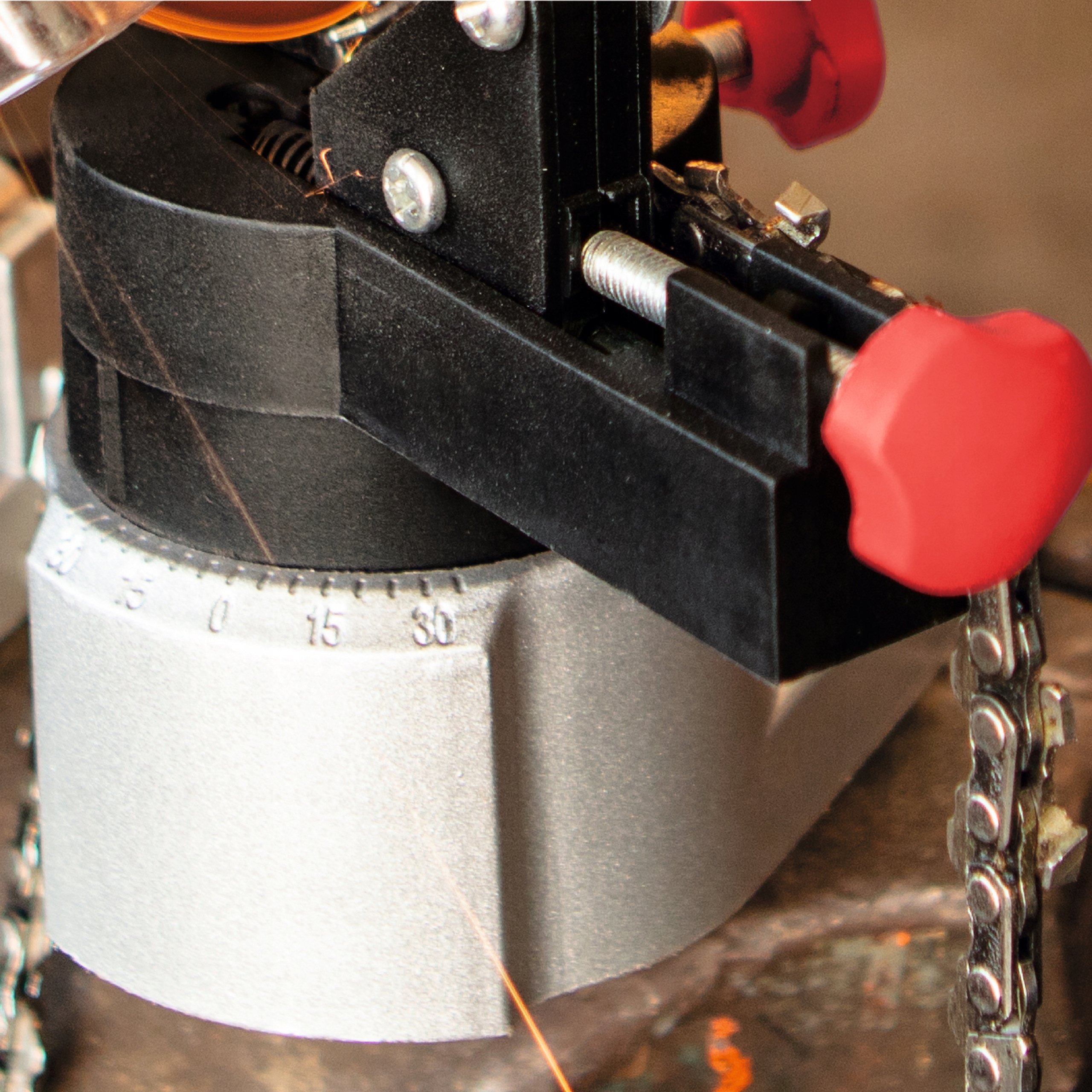 Ostrzałka do Łańcuchów Pił Elektryczna KS1200 Scheppach Wewnętrzna średnica tarczy 10 mm