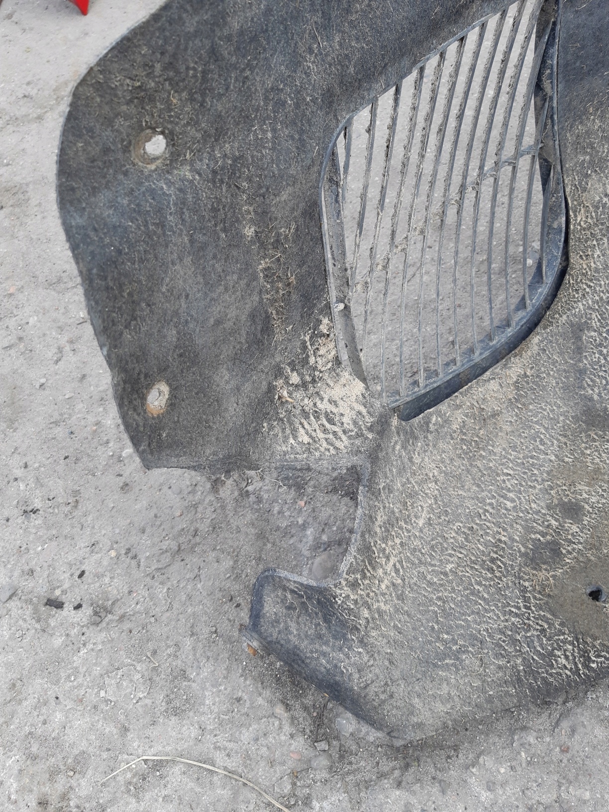 AUDI Q7 4L podblatník boční levé přední předek