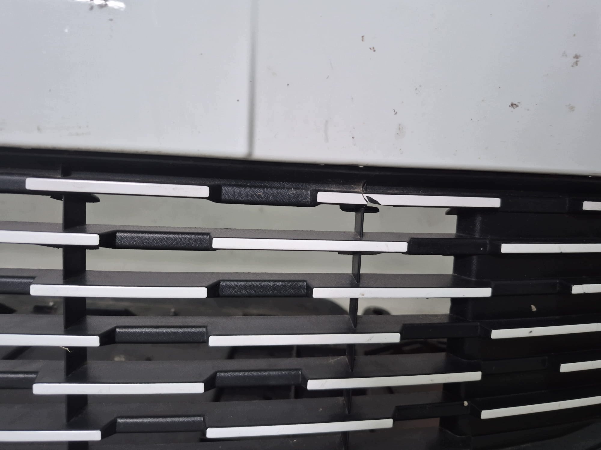 RENAULT TWINGO III 3 LIFT 18- bumper front front 620221014R