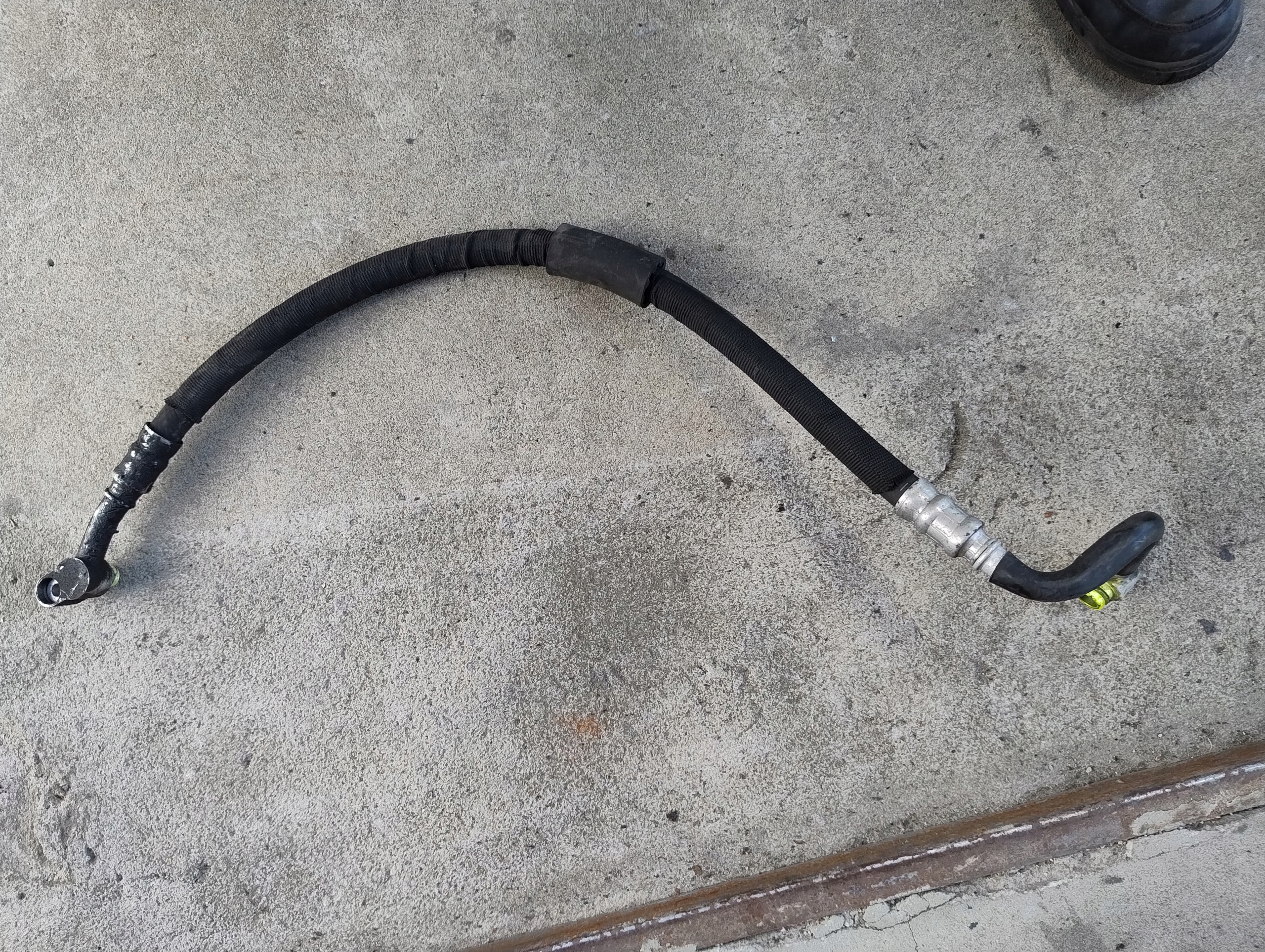 prijenos klimatizacije AUDI A6 C6 2.4 BDW 4F0260701L
