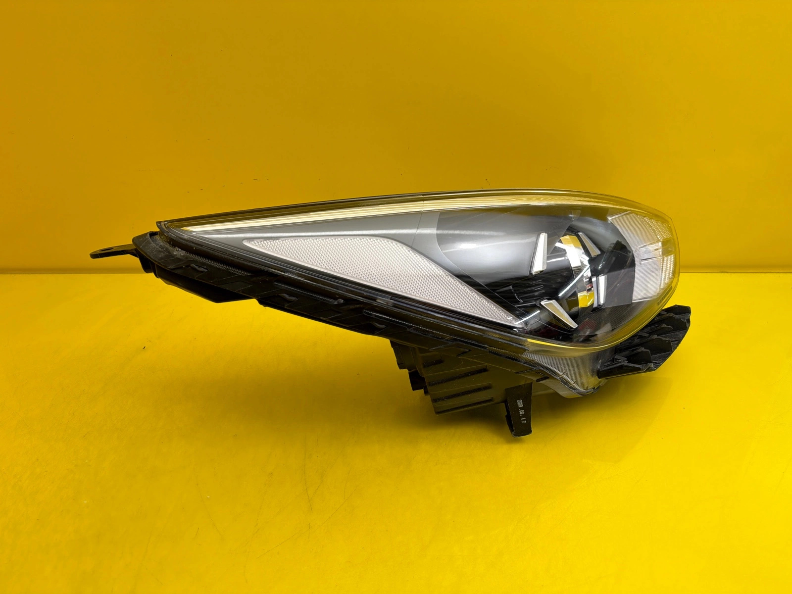 light right front Kia Niro 2016- lens Led