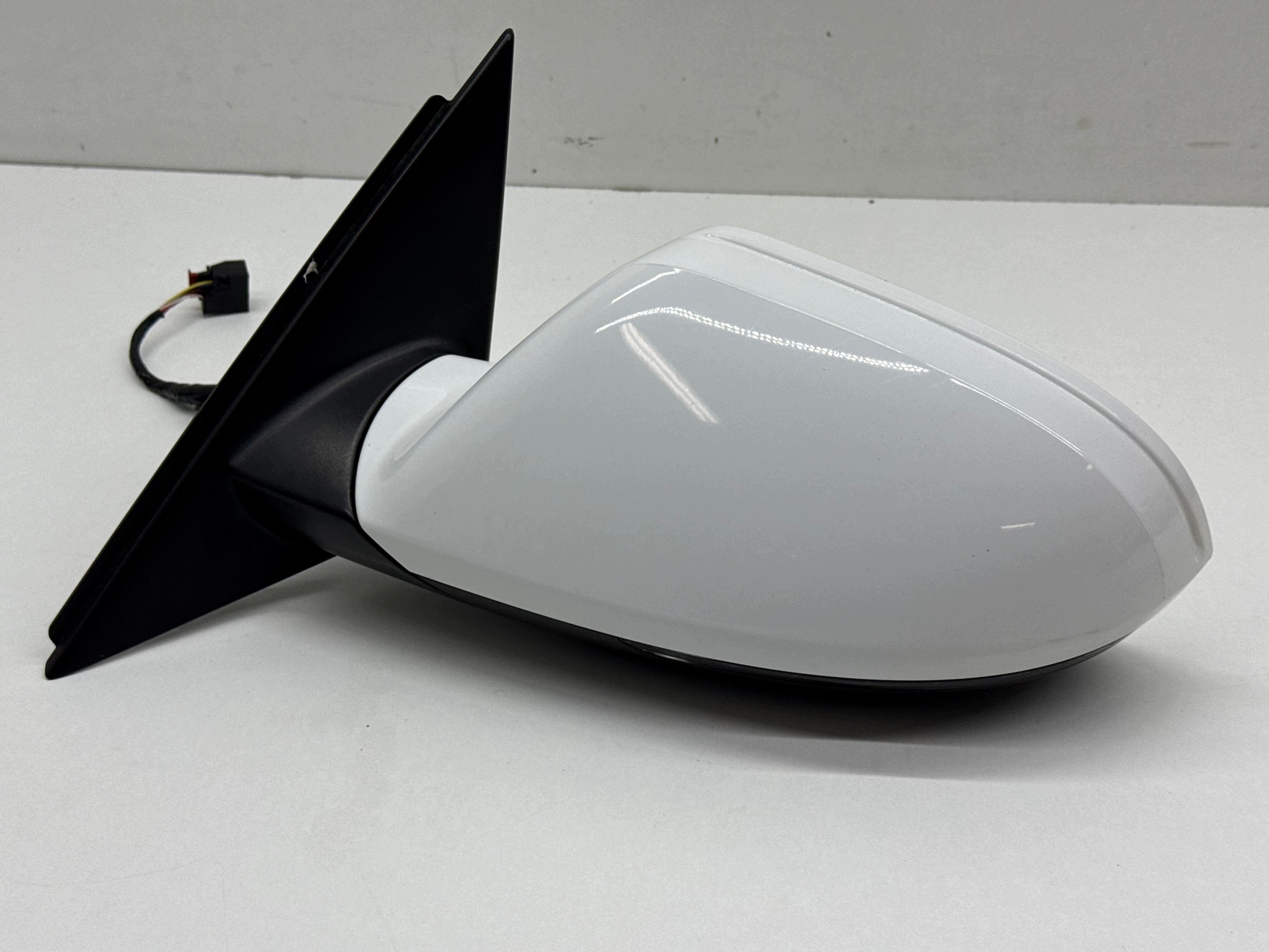 AUDI A6 C7 mirror zewetrzne left 6 PIN colour: LY9T BIALE
