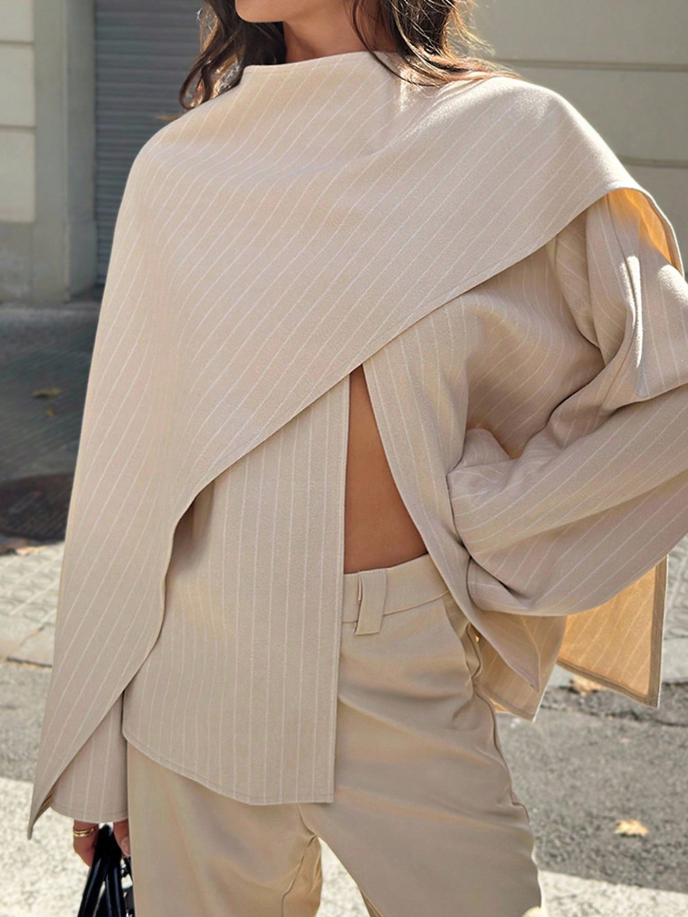 Oversize Kabát Béžový Dlouhý Rukáv Asymetrický Elegantní Shein S 36