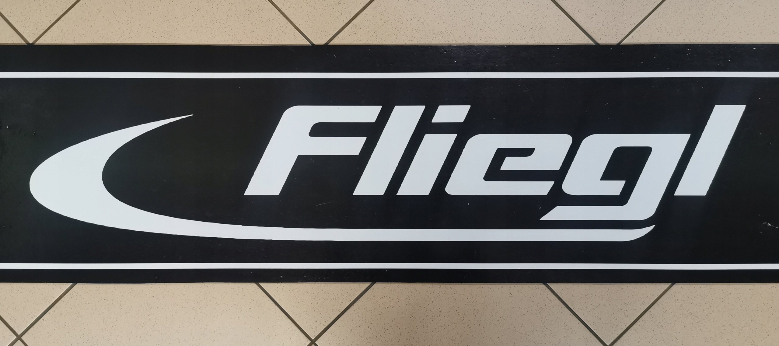 Ab78b6ef403f8a05193a5f624f26