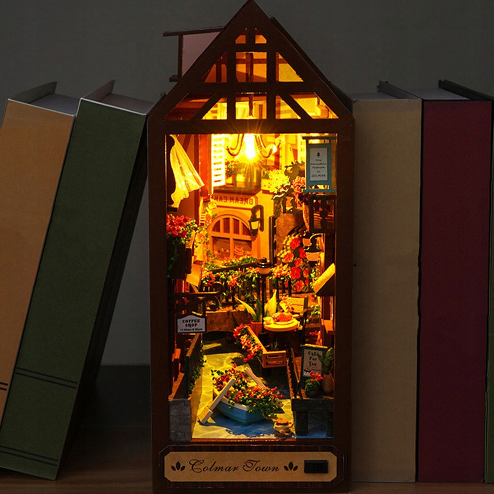 DIY DREWNIANY ZESTAW MINIATUROWYCH KSIĄŻEK DOMEK DLA LALK Marka bez marki