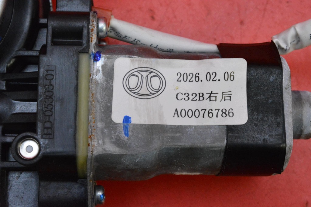 window regulator right rear part A00076786 BAIC BEIJING X3 LIFT 19
