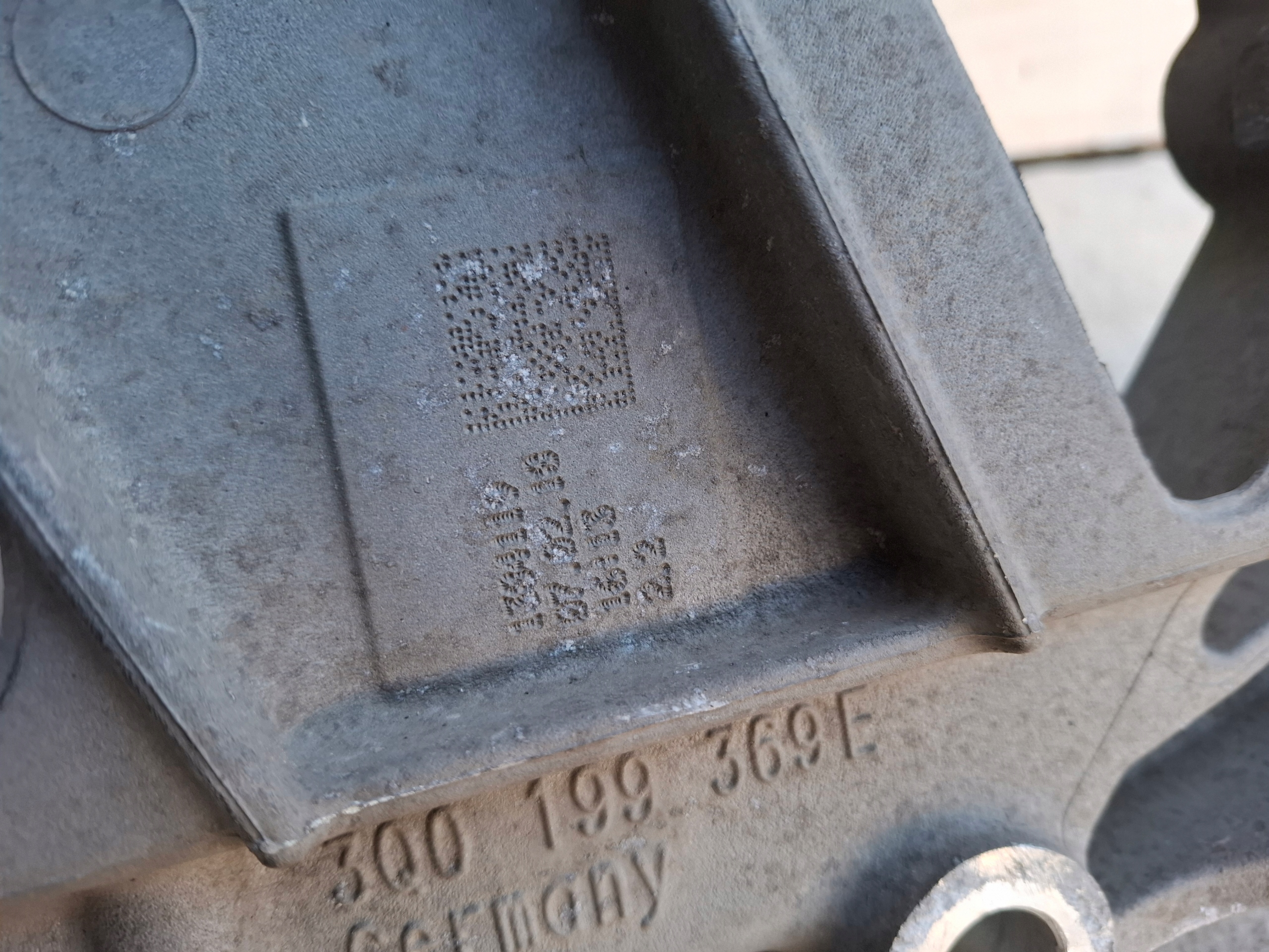 subframe axle beam axle beam TRAWERS front front VW PASSAT B8 18r 3Q0199369E