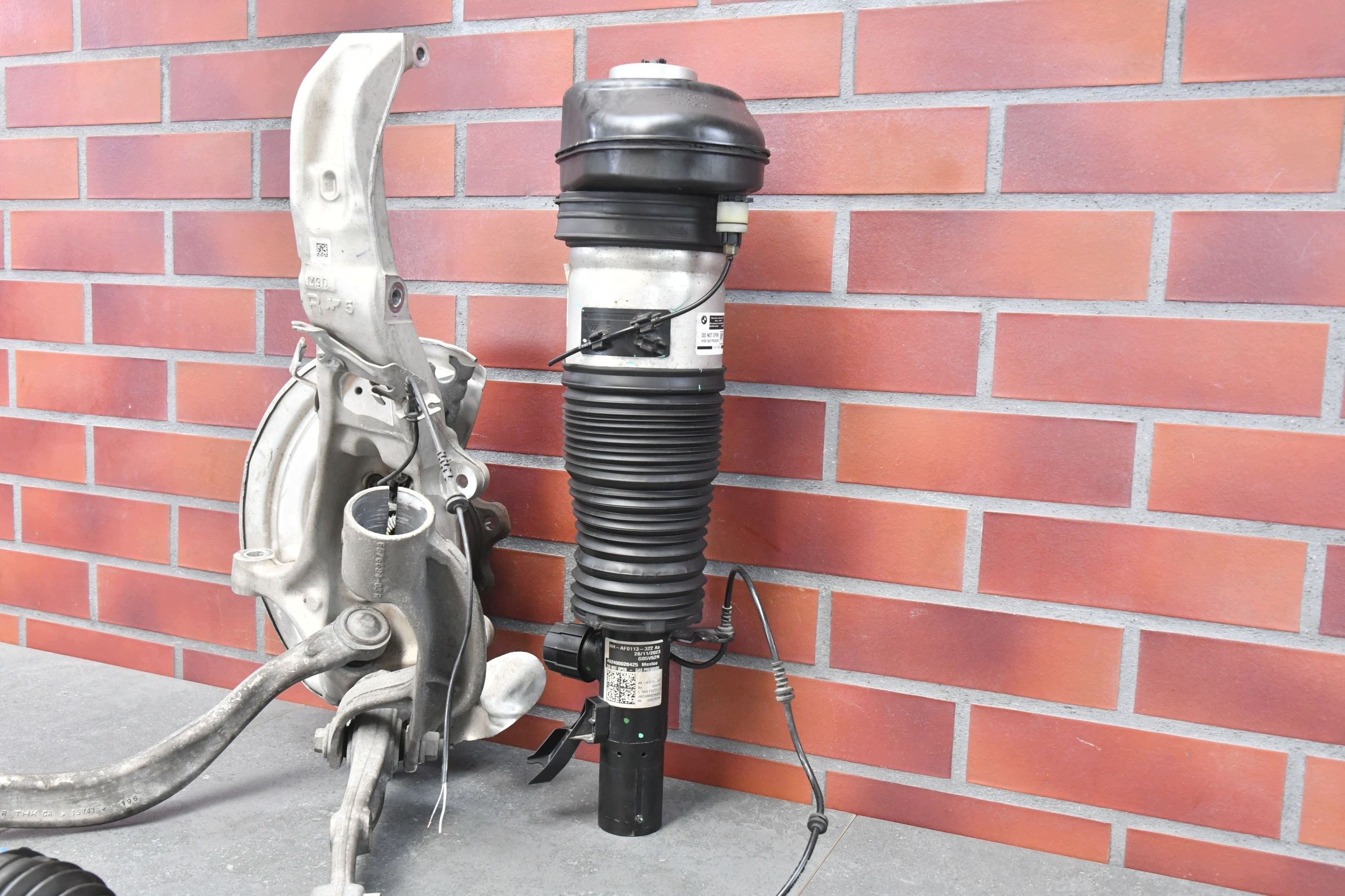 swing right front shock absorber right semi-axis right BMW X5 G05 18652km