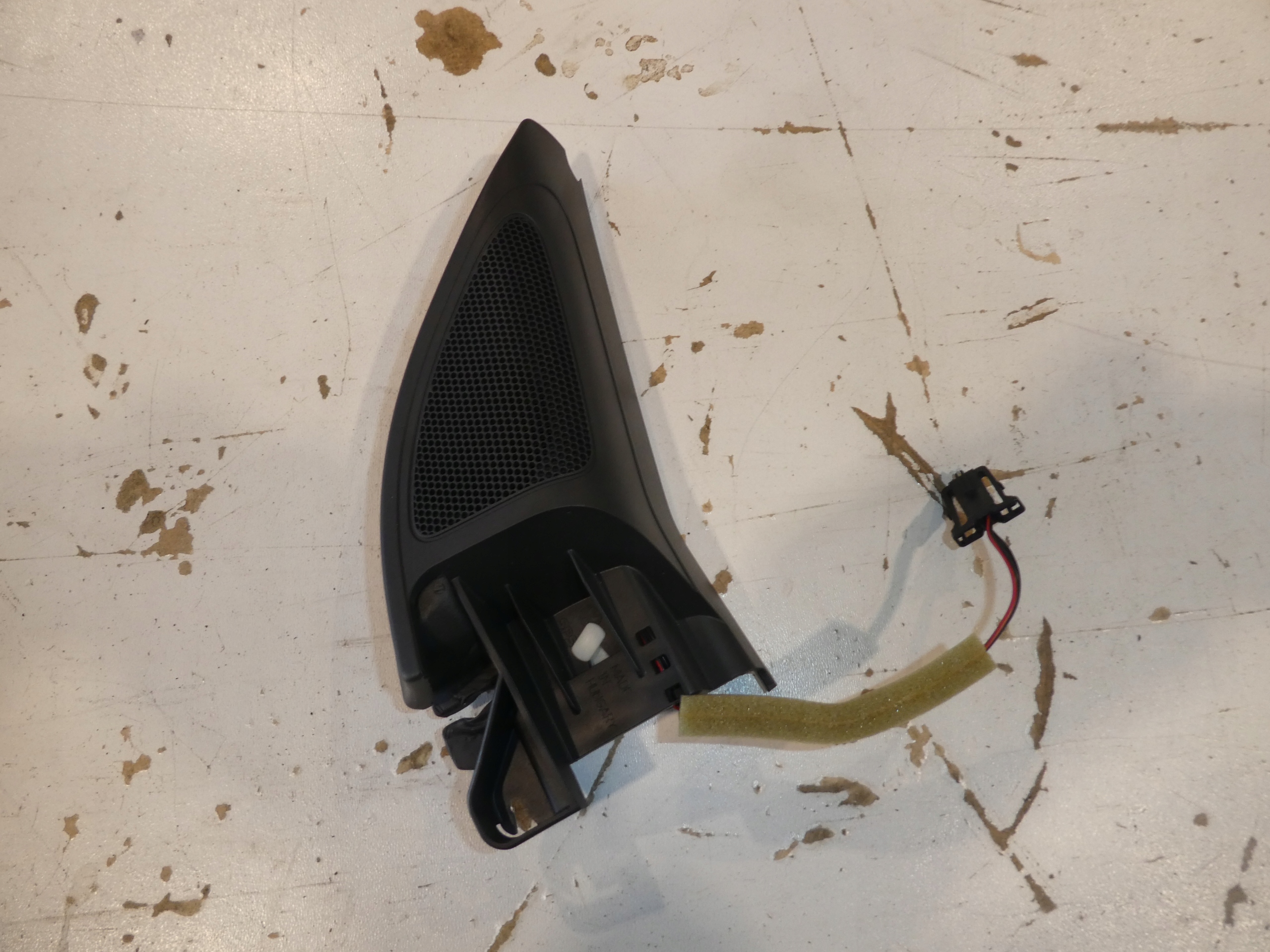 TROJKAT speaker VW GOLF VI 5K0837986